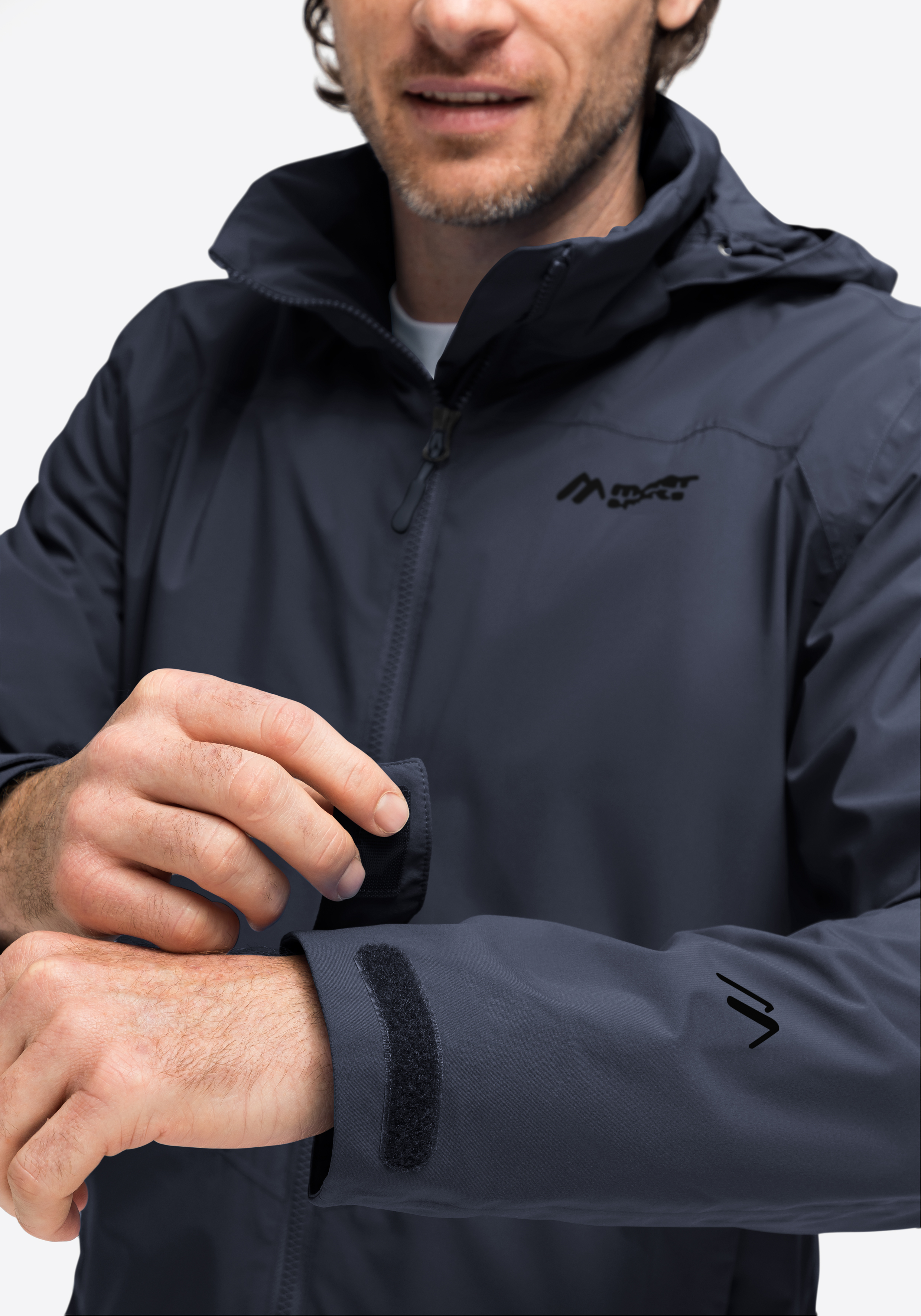 Metor rec M Bekleidung, Mantel, Jacke, Bekleidung, Mantel, Jacke, Gesicht, Person, Bekleidung, Mantel, Jacke, Gesicht, Person, Regenjacke, Reißverschluss, Weißes T-Shirt, rote Jacke, Klettverschluss, Herrenjacke, Nähte, Reißverschluss, Outdoor, Klettverschluss