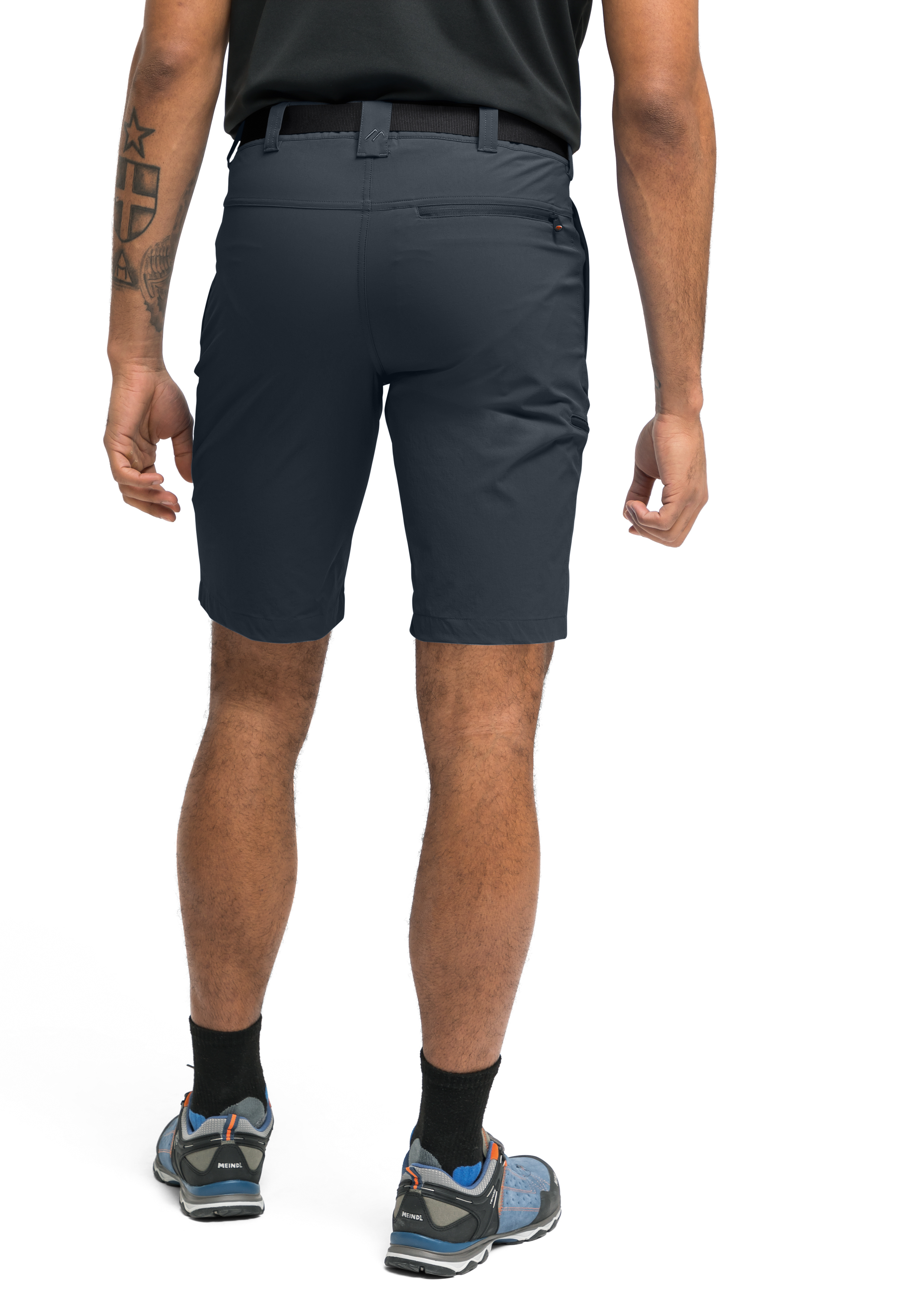 Kurze Hose, Schuh, Erwachsener, Mann, Person, Hose, Shorts, Herren, Dunkelgrau, Knieumlage?