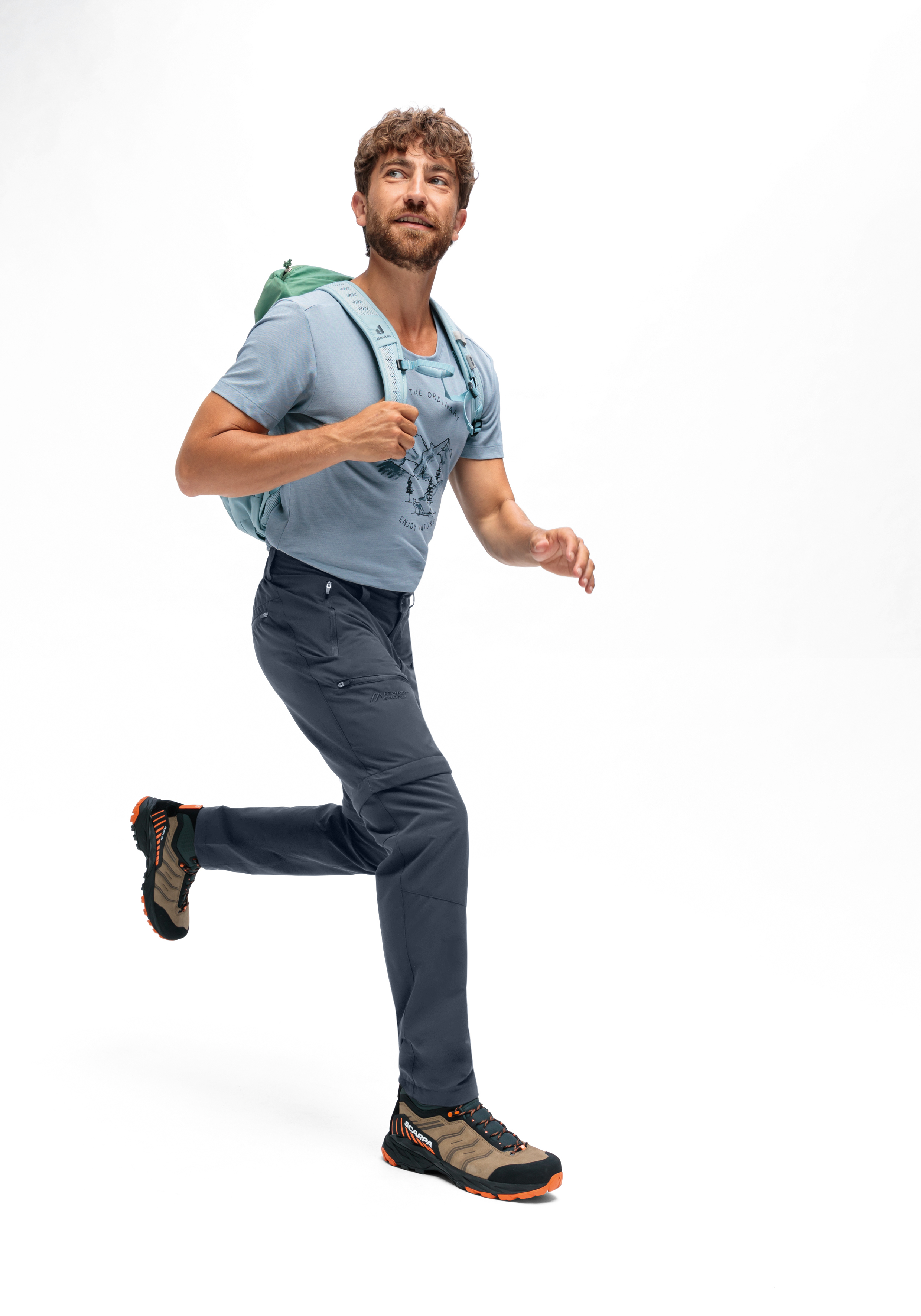 Erwachsener, Männlich, Mann, Person, Schuh, Erwachsener, Männlich, Mann, Person, Schuh, Rucksack, Trekking, Hiking, Hose, T-Shirt