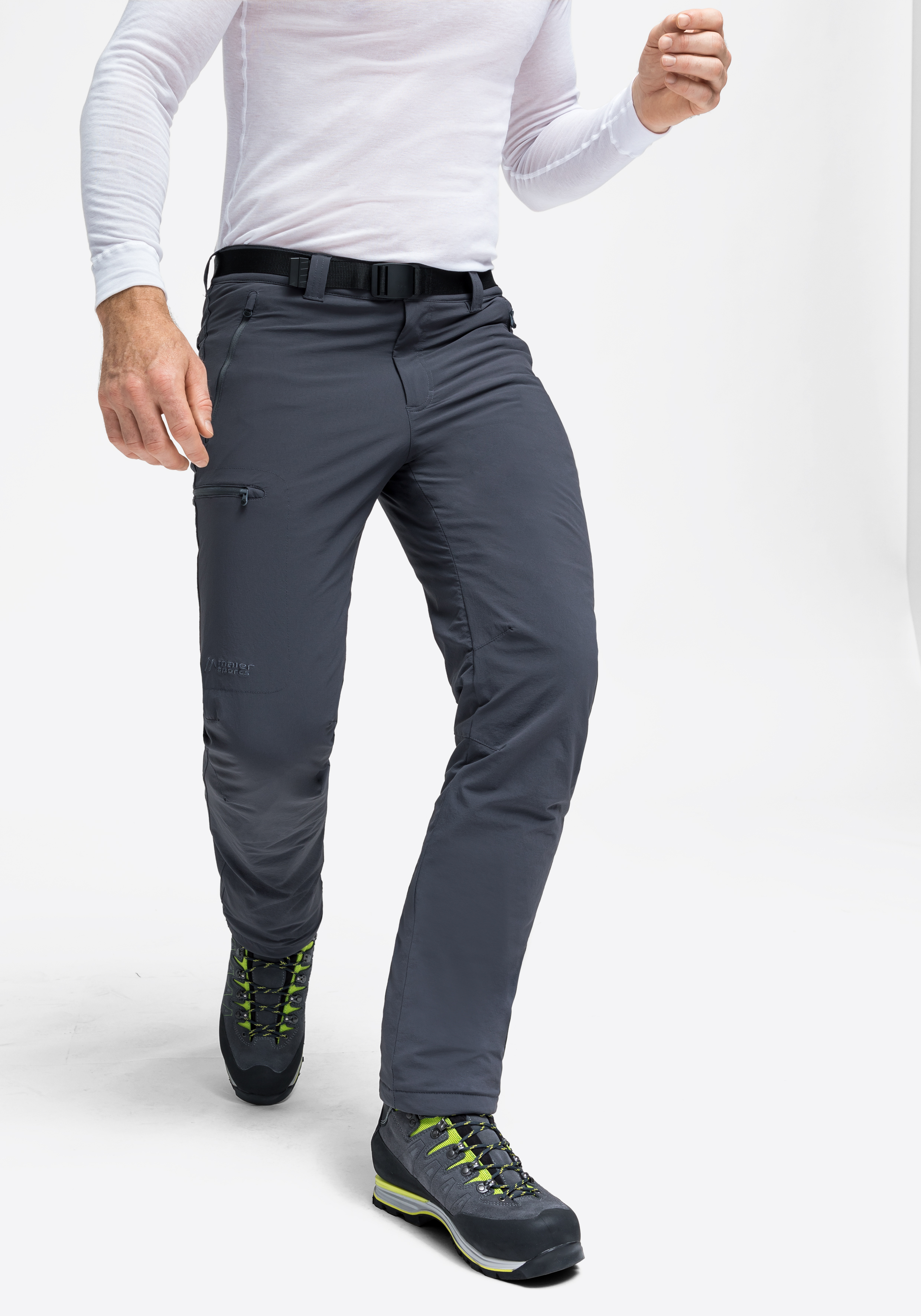 Hosen, Erwachsener, Männlich, Mann, Person, Hose, Outdoor, Hardshell, Wanderschuhe?, Graue Farbe