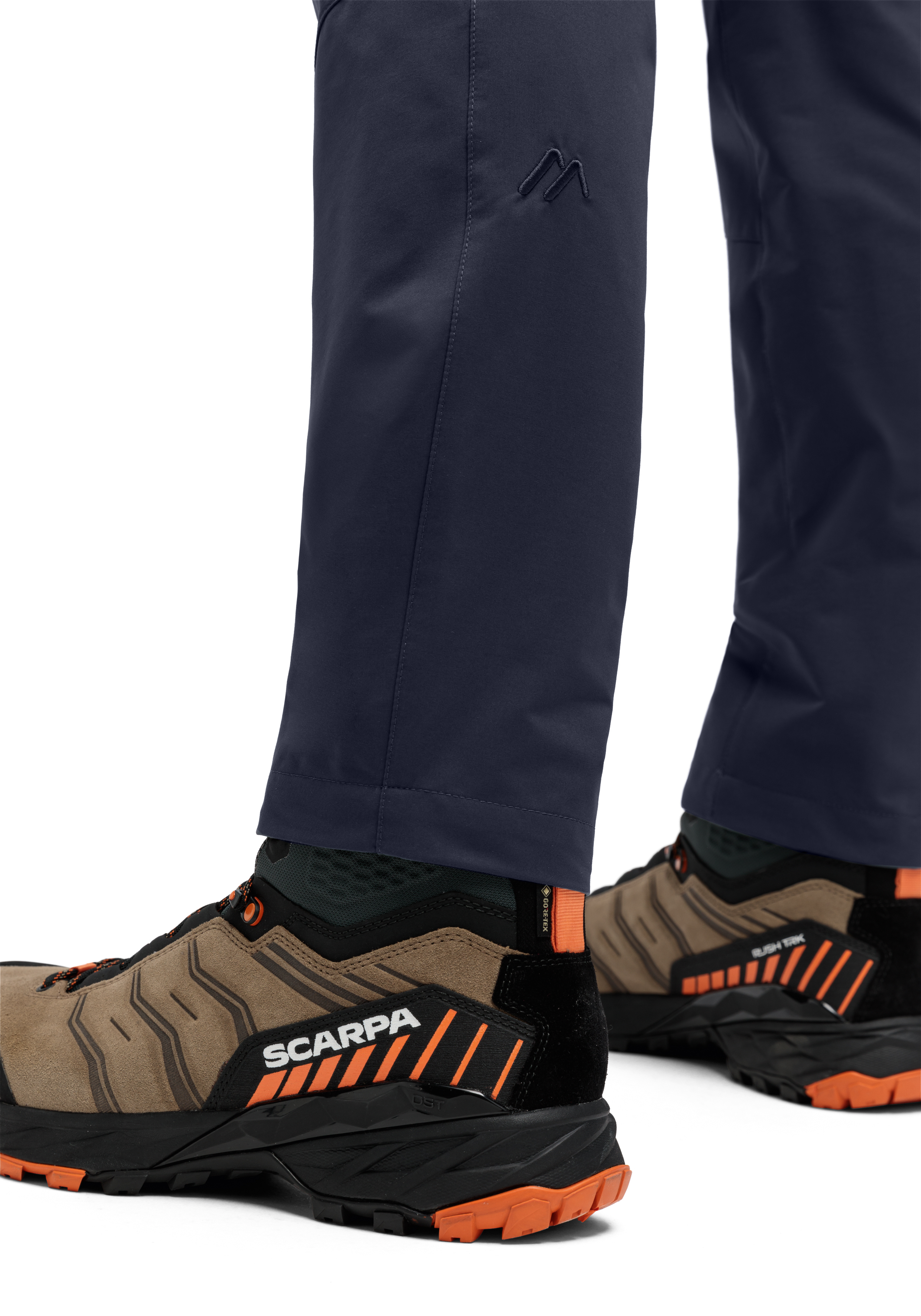 Nil Loop Bekleidung, Schuhwerk, Schuh, Sneaker, Hosen, Schuhwerk, Schuh, Sneaker, Hosen, Mantel