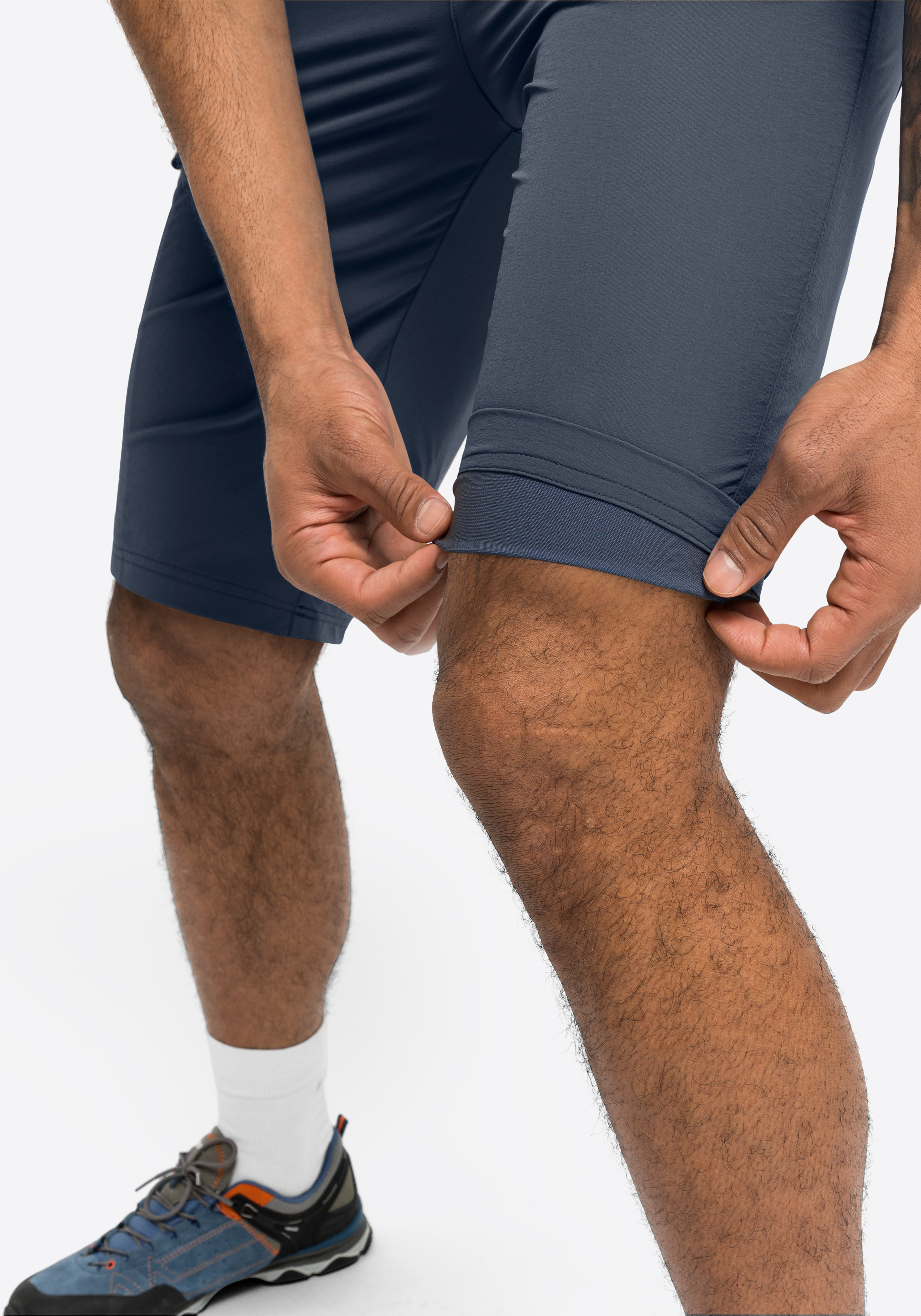 Kurze Hose, Schuh, Person, Oberschenkel, Mann