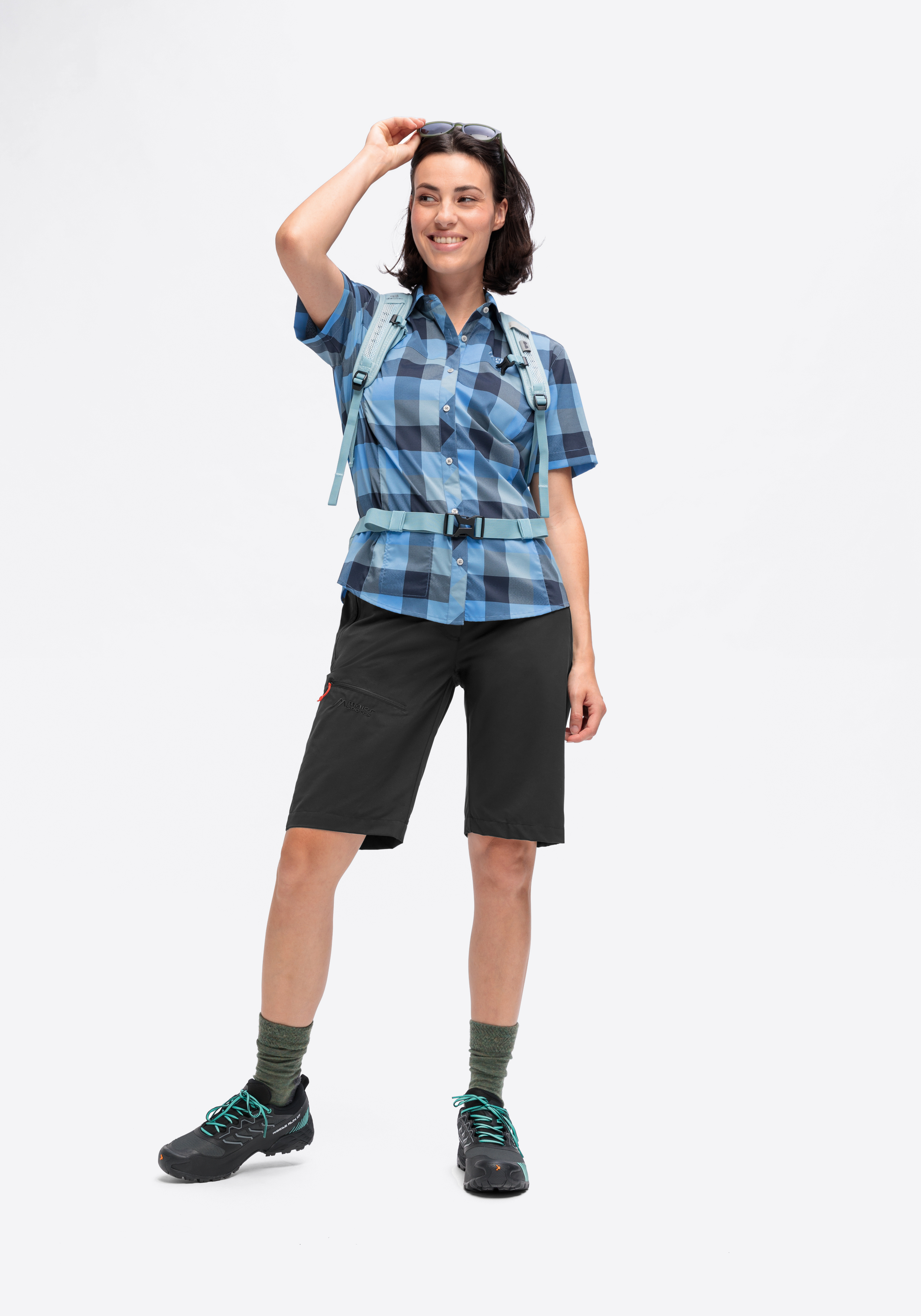 Kurze Hose, Hemd, Schuh, Person, Jugendlich