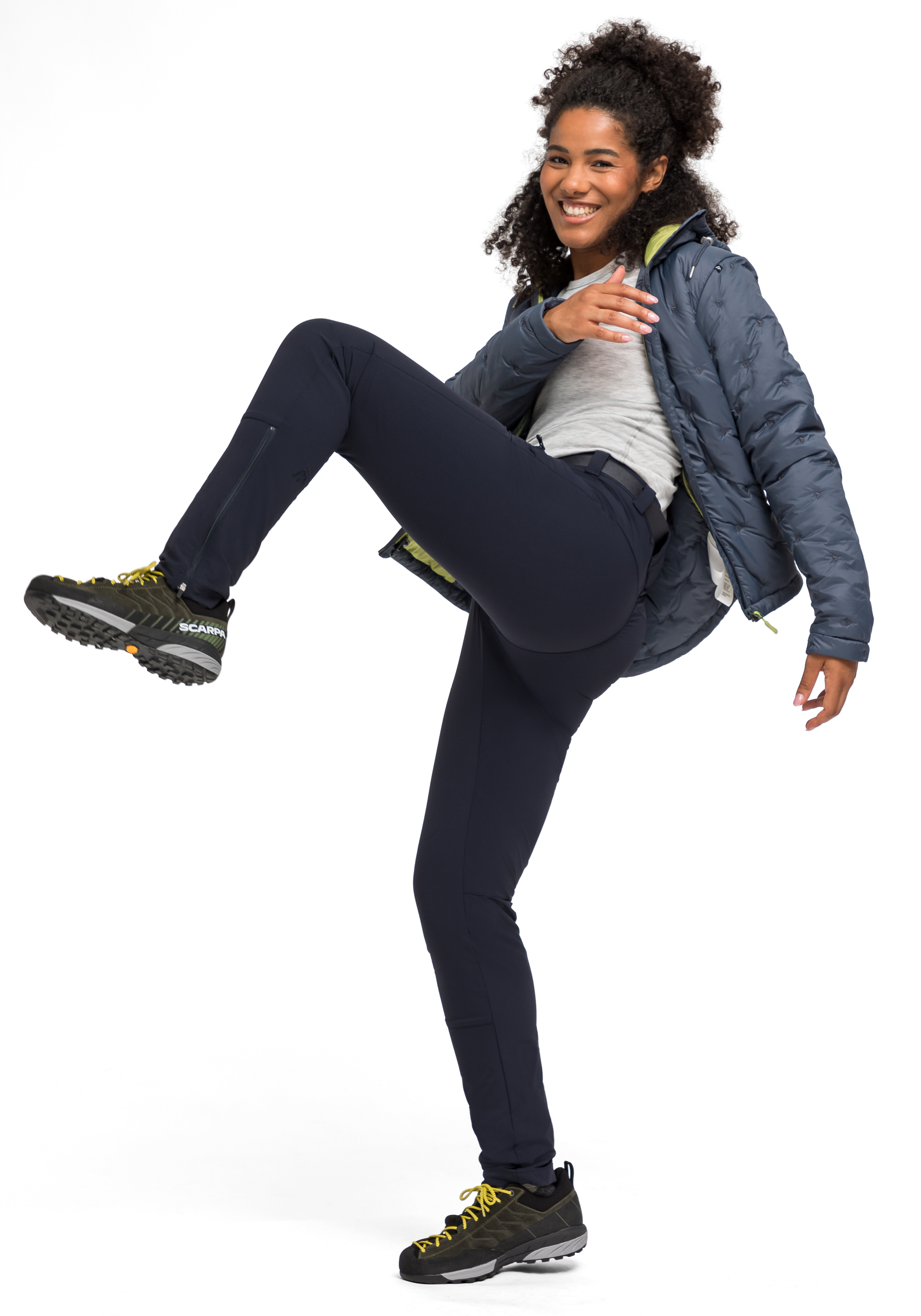 Lana slim Schuh, Langer Ärmel, Hosen, Jacke, Person, Jogginghose, Softshelljacke, Wanderschuhe, athletische Pose, casual Outdoorbekleidung