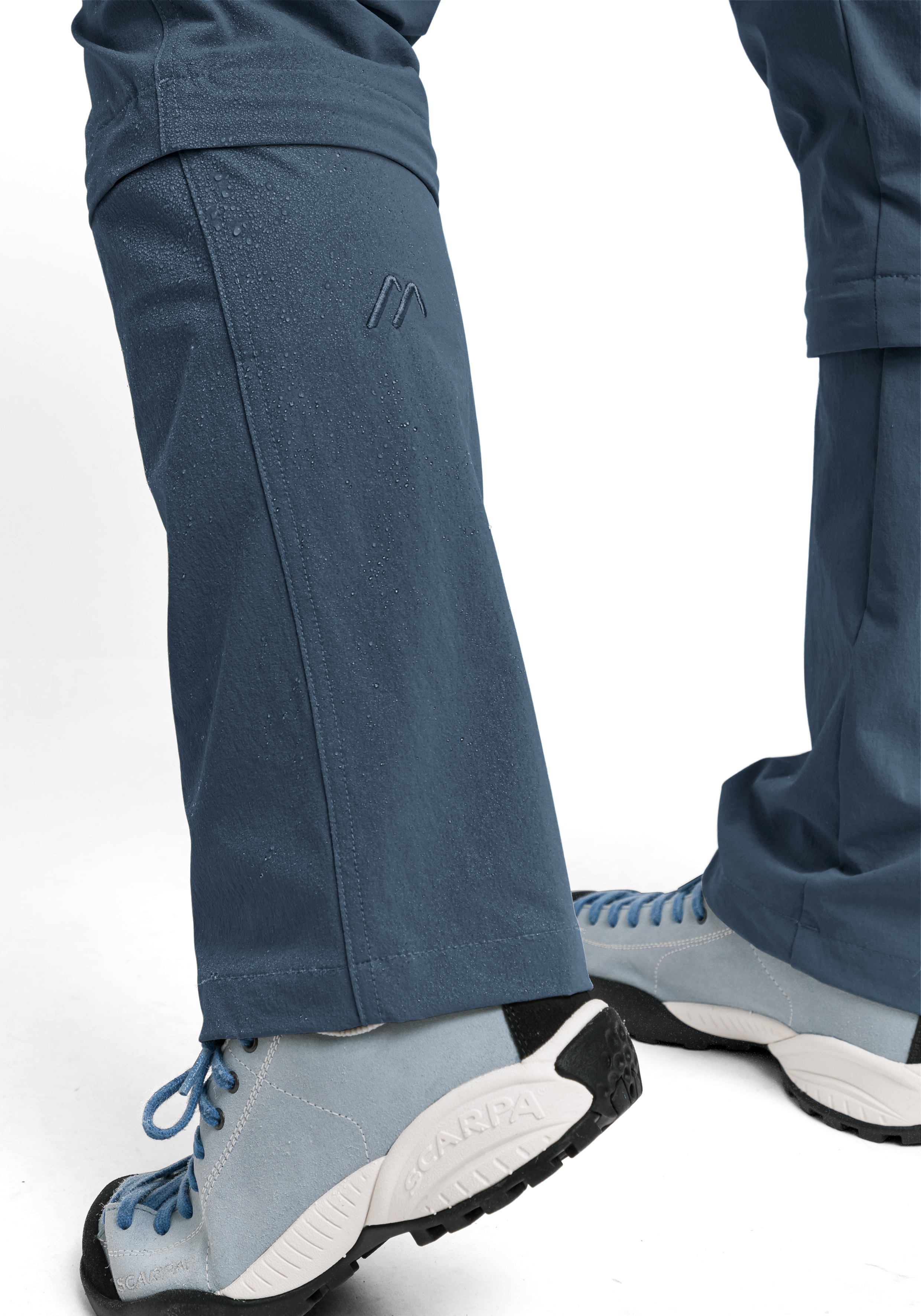 Arolla Bekleidung, Schuhwerk, Schuh, Hosen, Sneaker, Schuhwerk, Schuh, Hosen, Sneaker, Person, Schuhwerk, Schuh, Hosen, Sneaker, Person