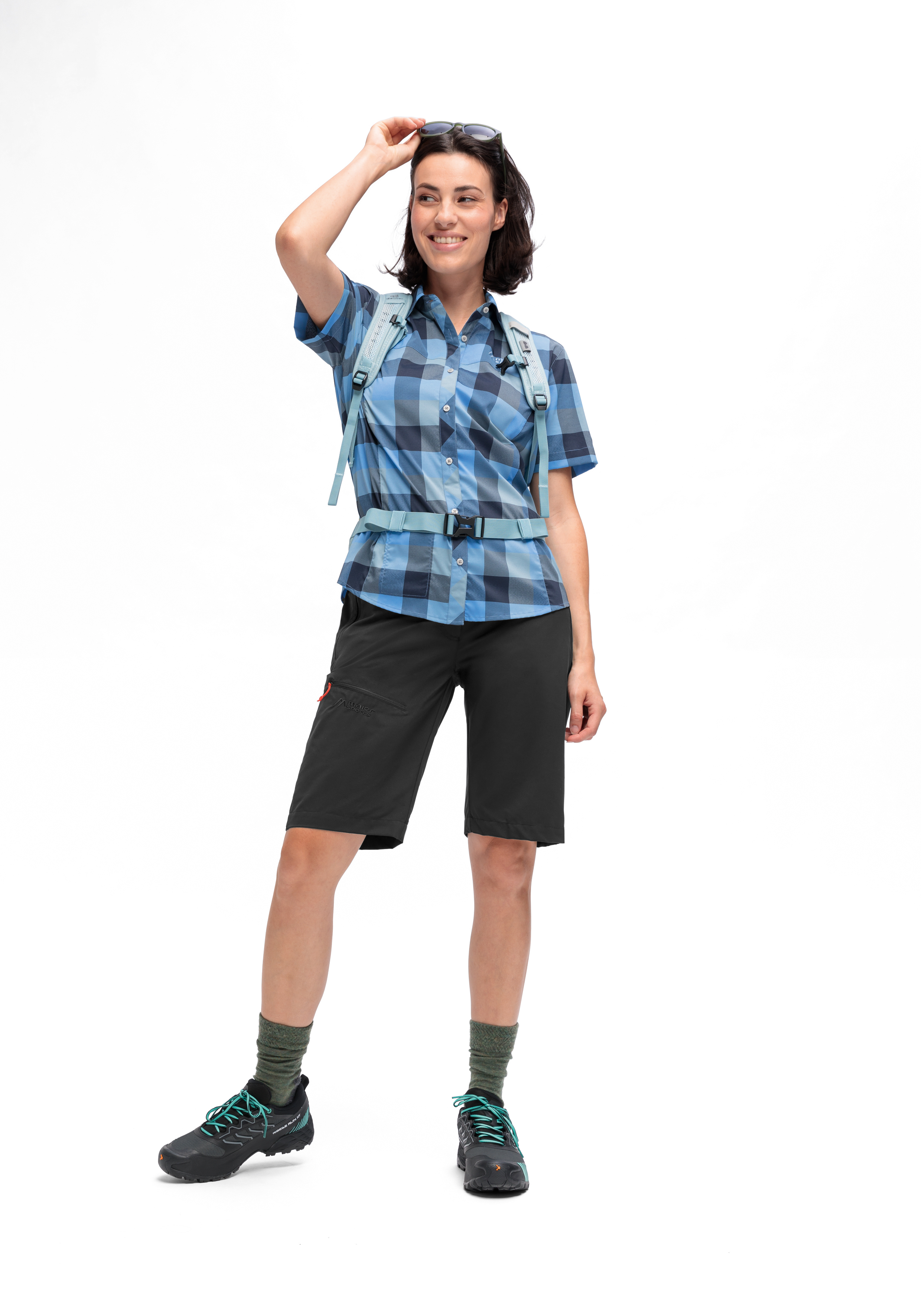 Lulaka Bermuda Loop Kurze Hose, Hemd, Schuh, Person, Jugendlich, Hemd, Kurze Hosen, Junge, Person, Jugendlich, Hemd, Kurze Hosen, Junge, Person, Jugendlich