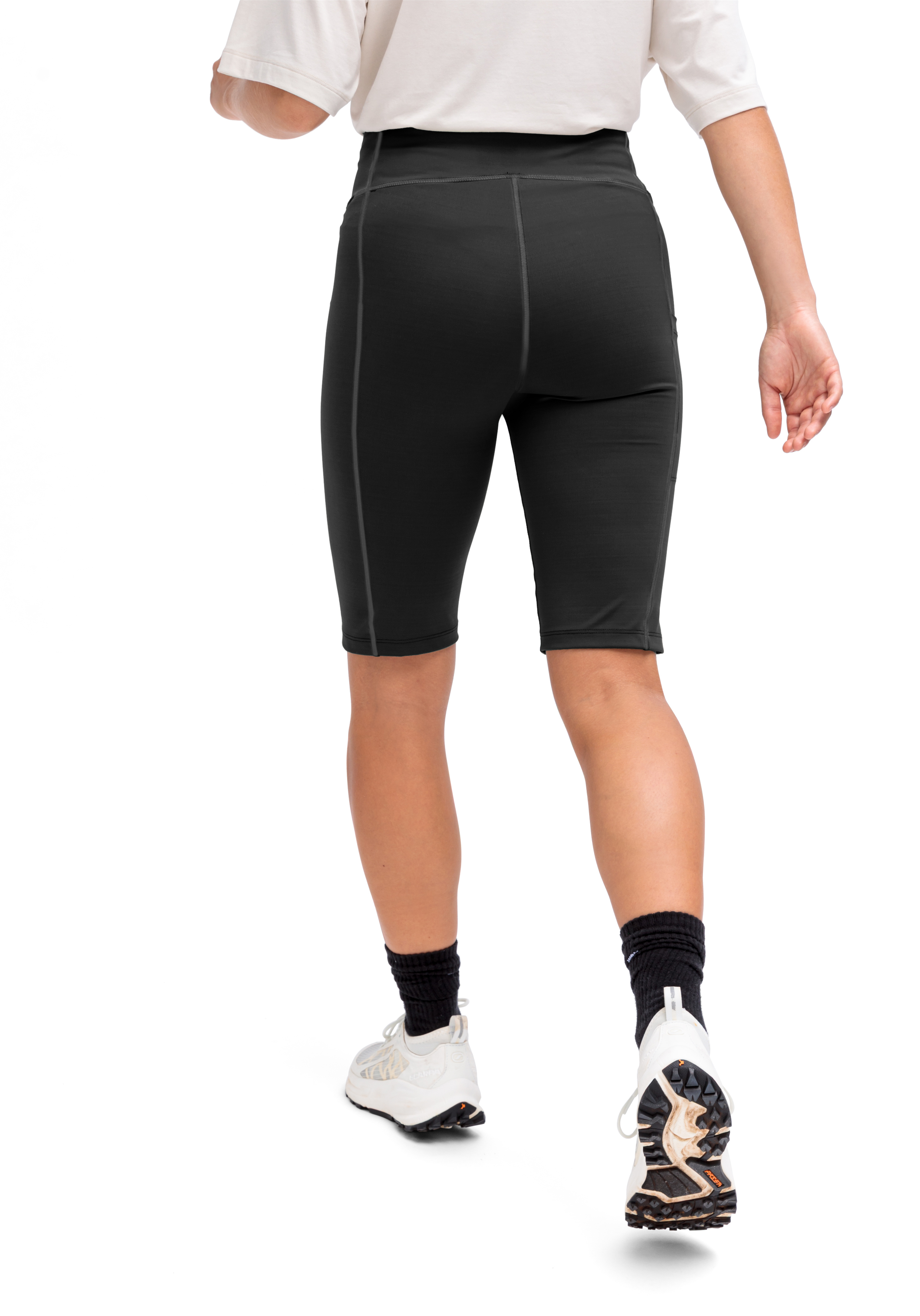 cycling shorts, schwarze Shorts, Stretch-Stoff, knielang, Rückansicht