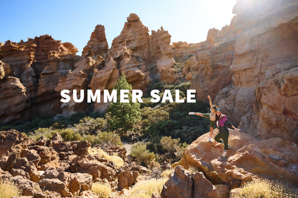 Startseite_SummerSale_SS26_600x400px 8 outdoor, Felsformationen, Sommerverkauf, Wanderer, Rucksacktourist