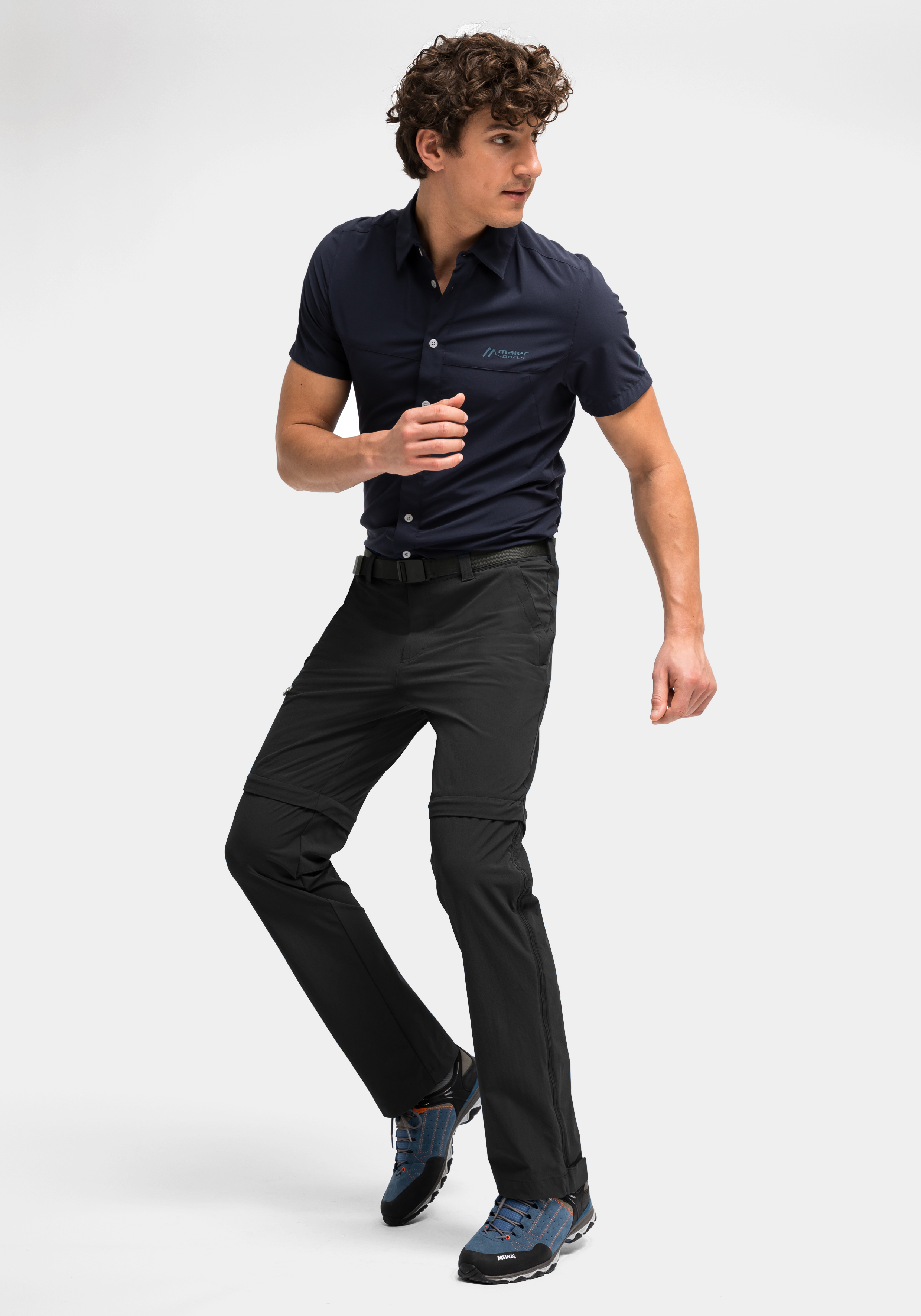 Bekleidung, Hosen, Hemd, Person, Gürtel