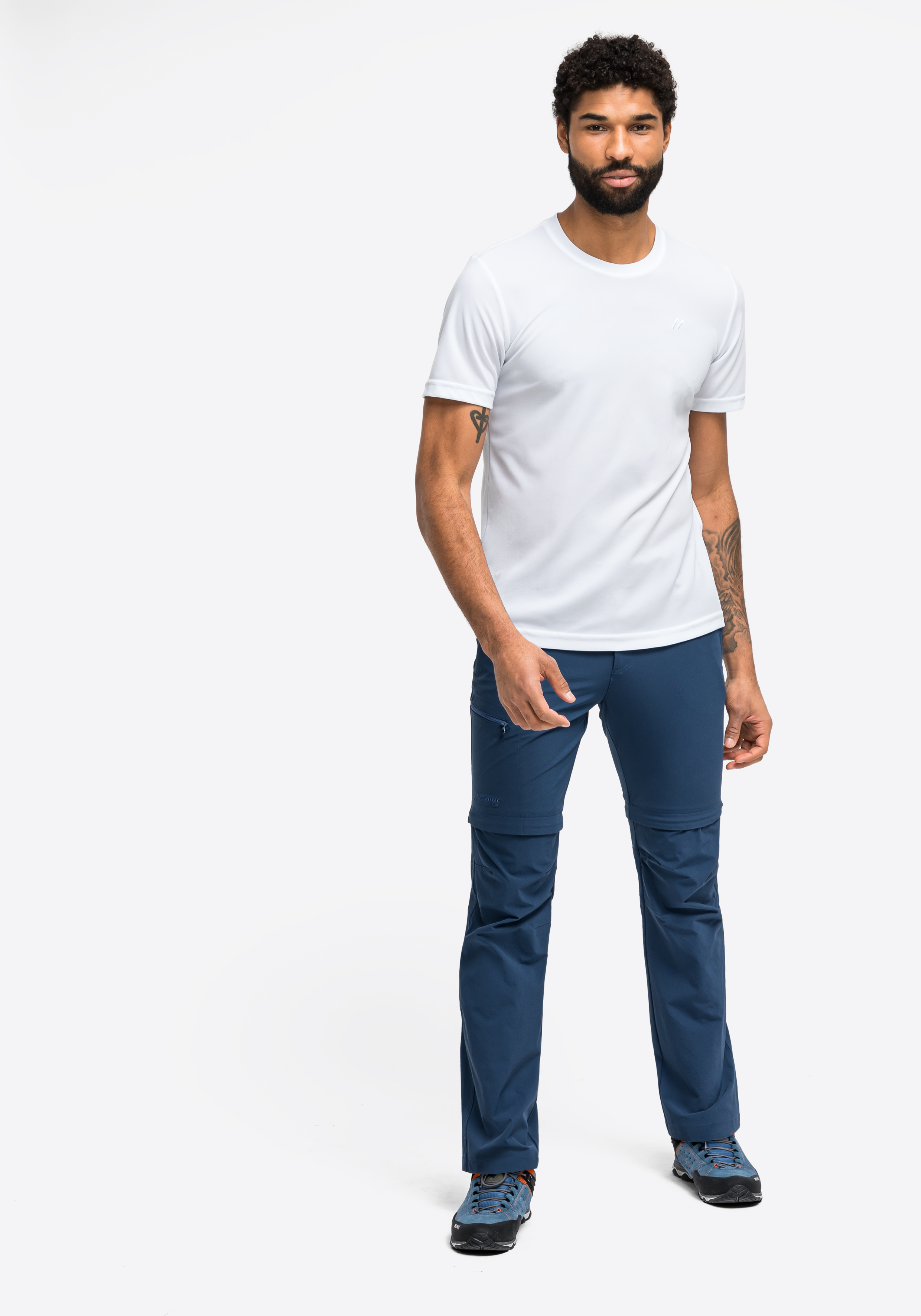 T-shirt, Hosen, Person, Stehend, Mann