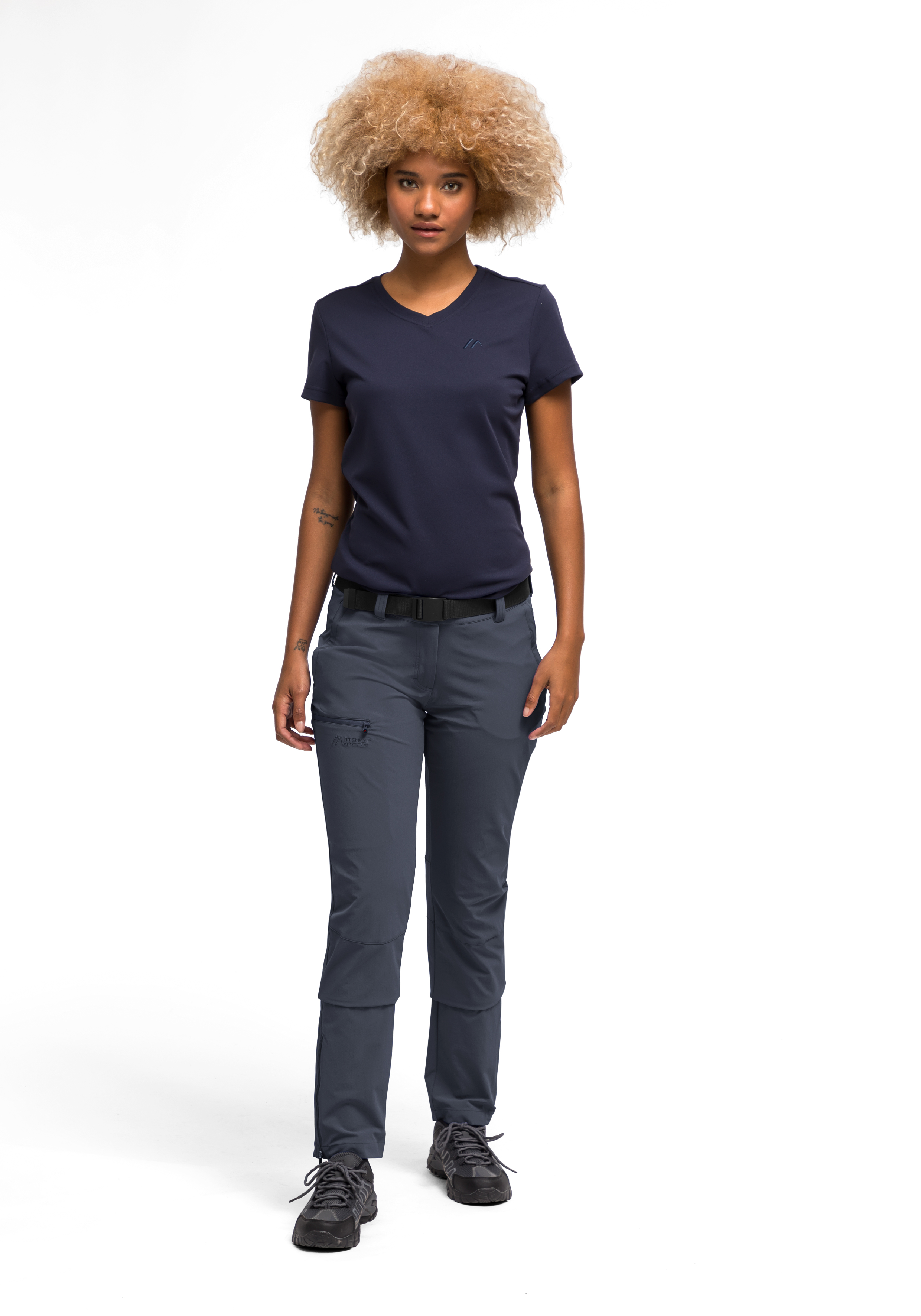 Inara slim Bekleidung, Hosen, Zubehör, Gürtel, Person, Bekleidung, Hosen, Person, Schuh, Gesicht