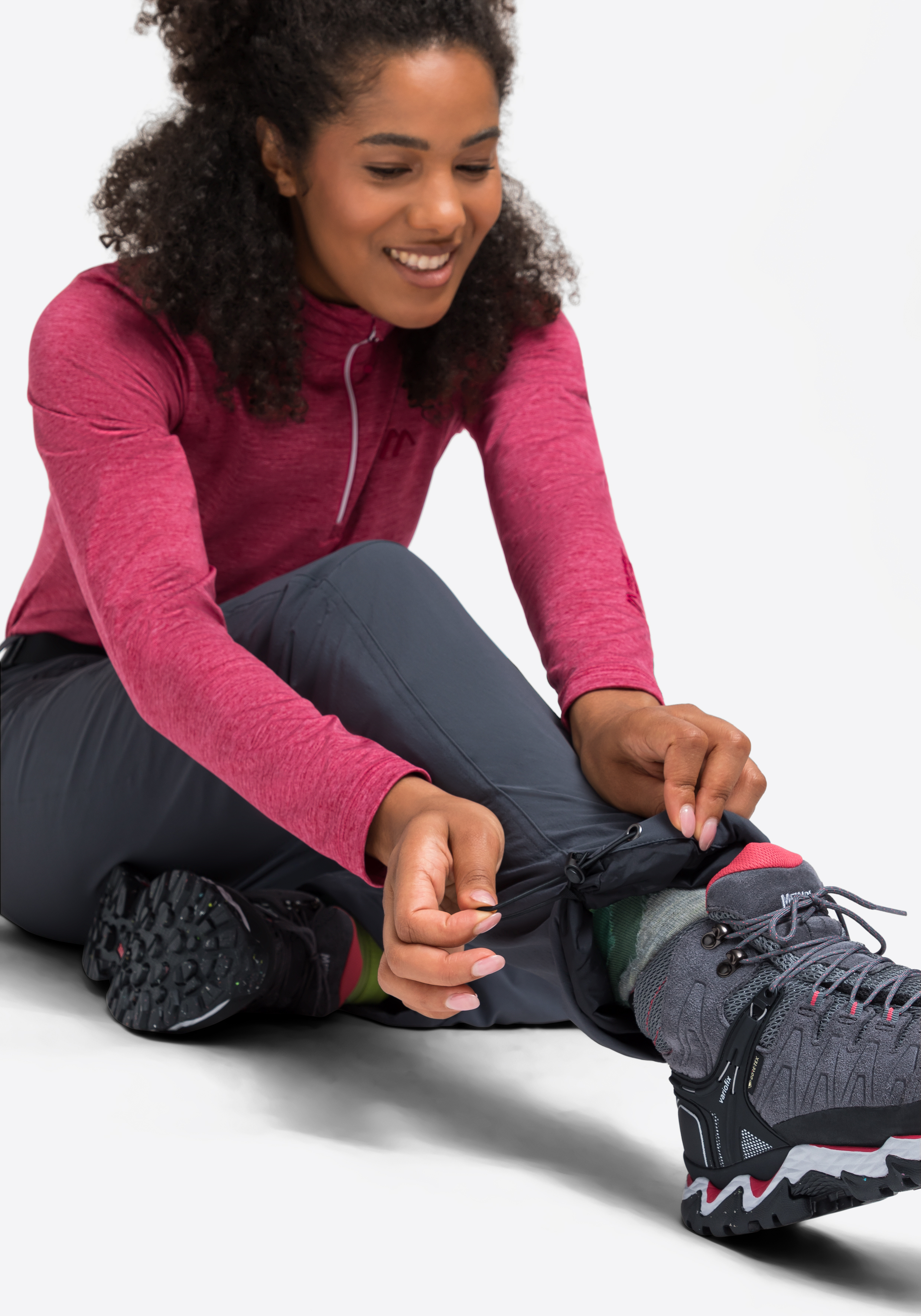 Schuh, Sneaker, Laufschuh, Person, Sitzen