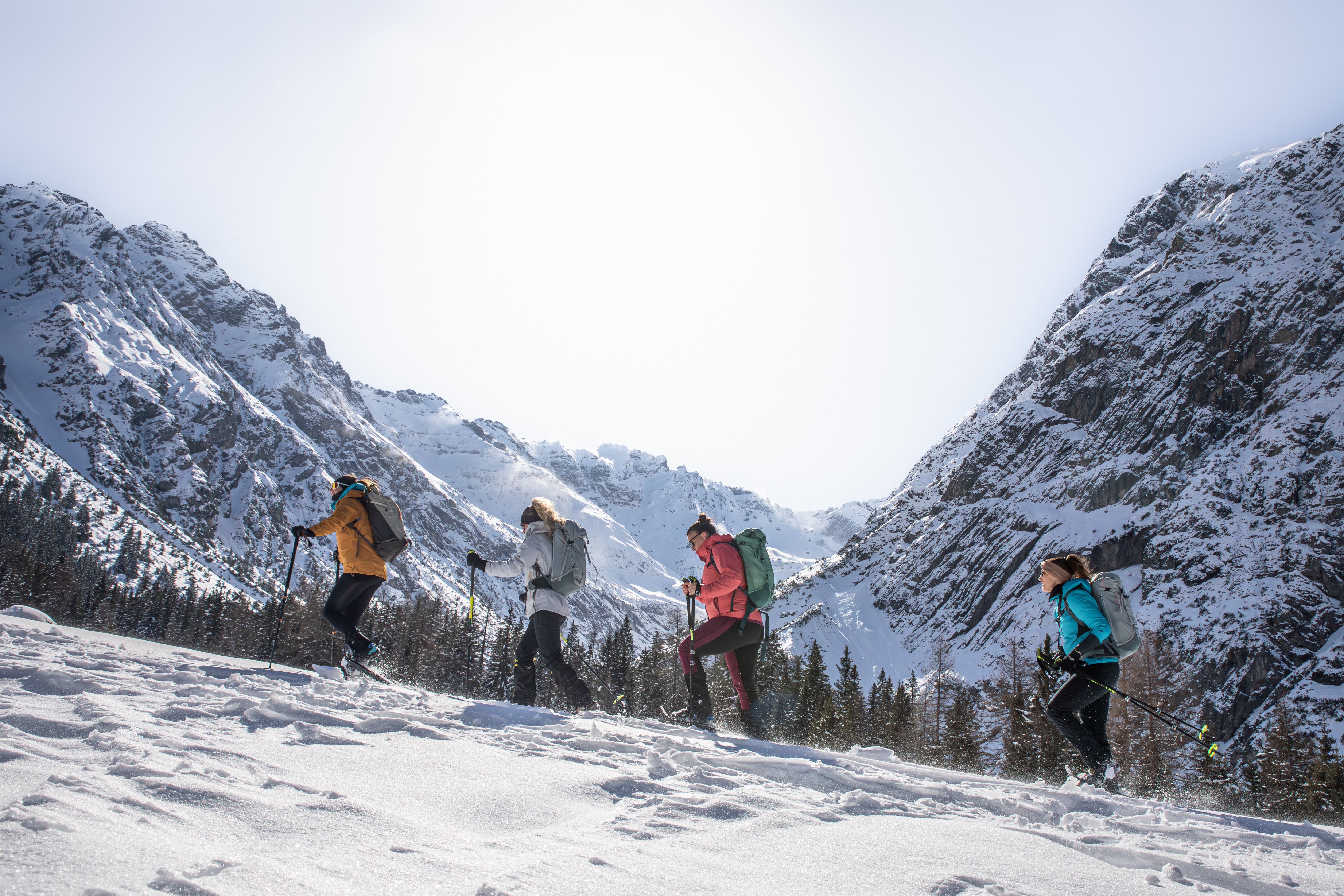 Schneeschuhwanderung-LVS-08.03.24-Ma.Fia.Photography-48