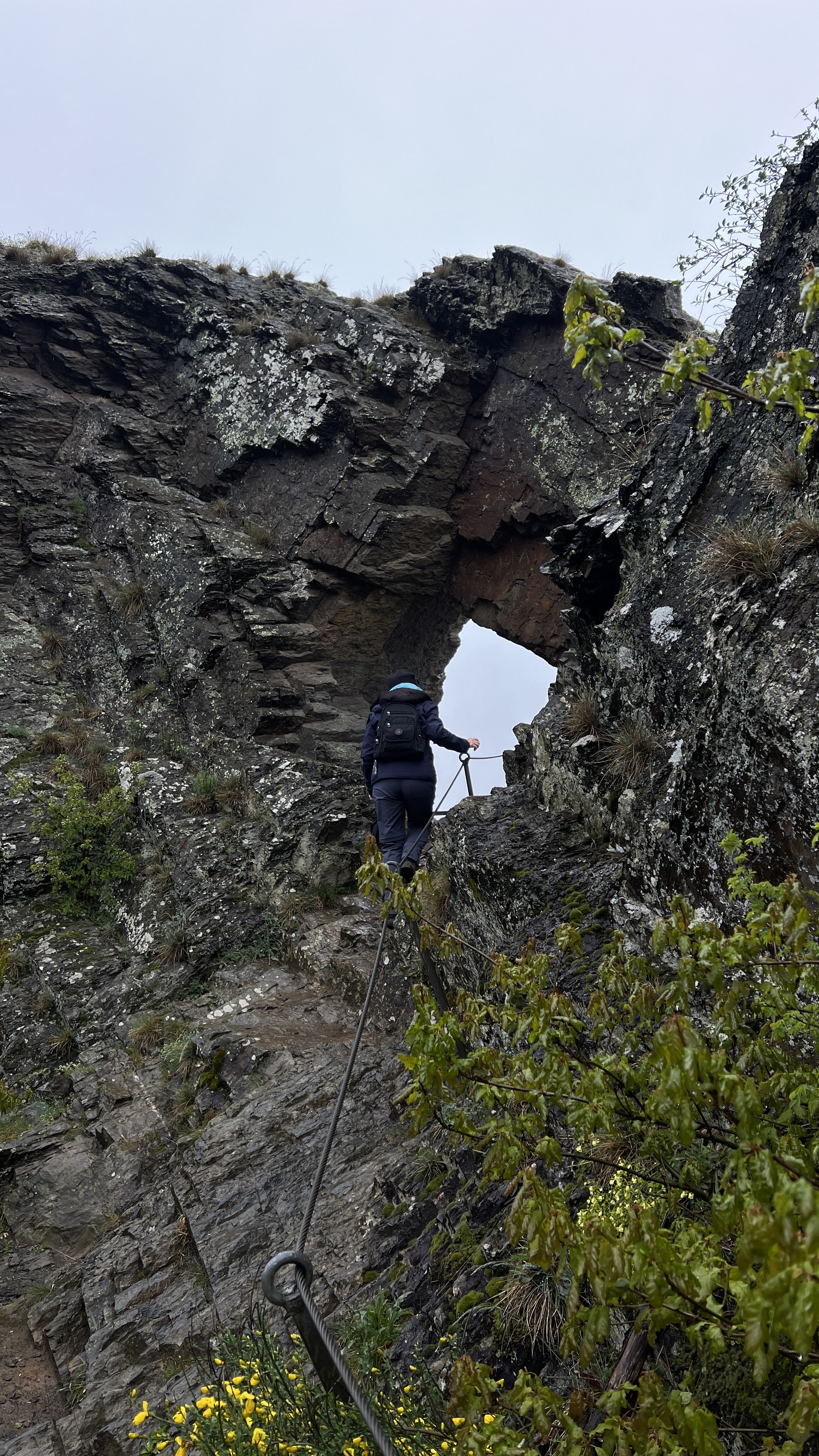 20240420_073512013_ios Draußen, Person, Rucksack, Schiefer, Wandern