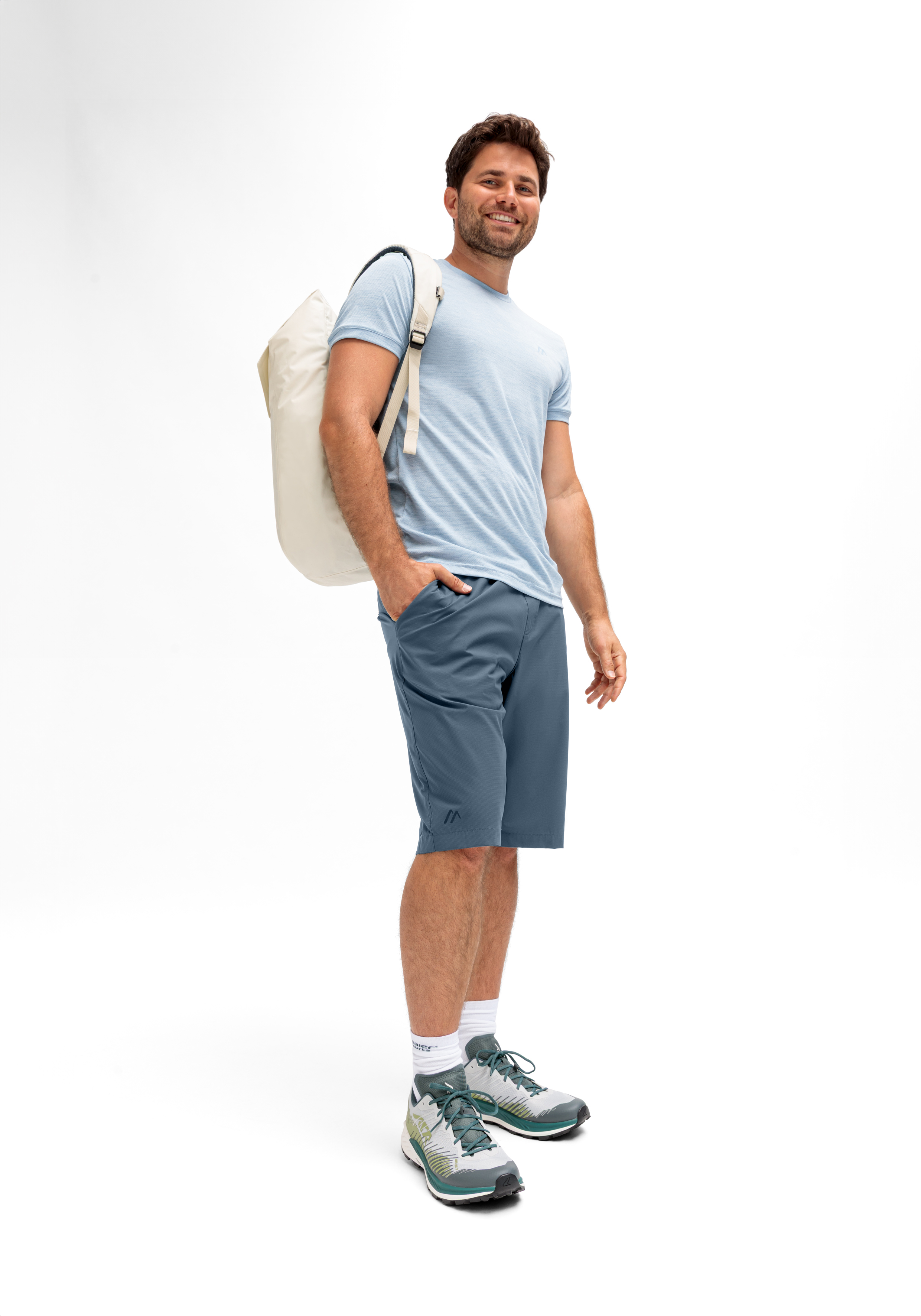 Fort Bermuda M T-Shirt, Shorts, Rucksack, Sportbekleidung, Sneaker