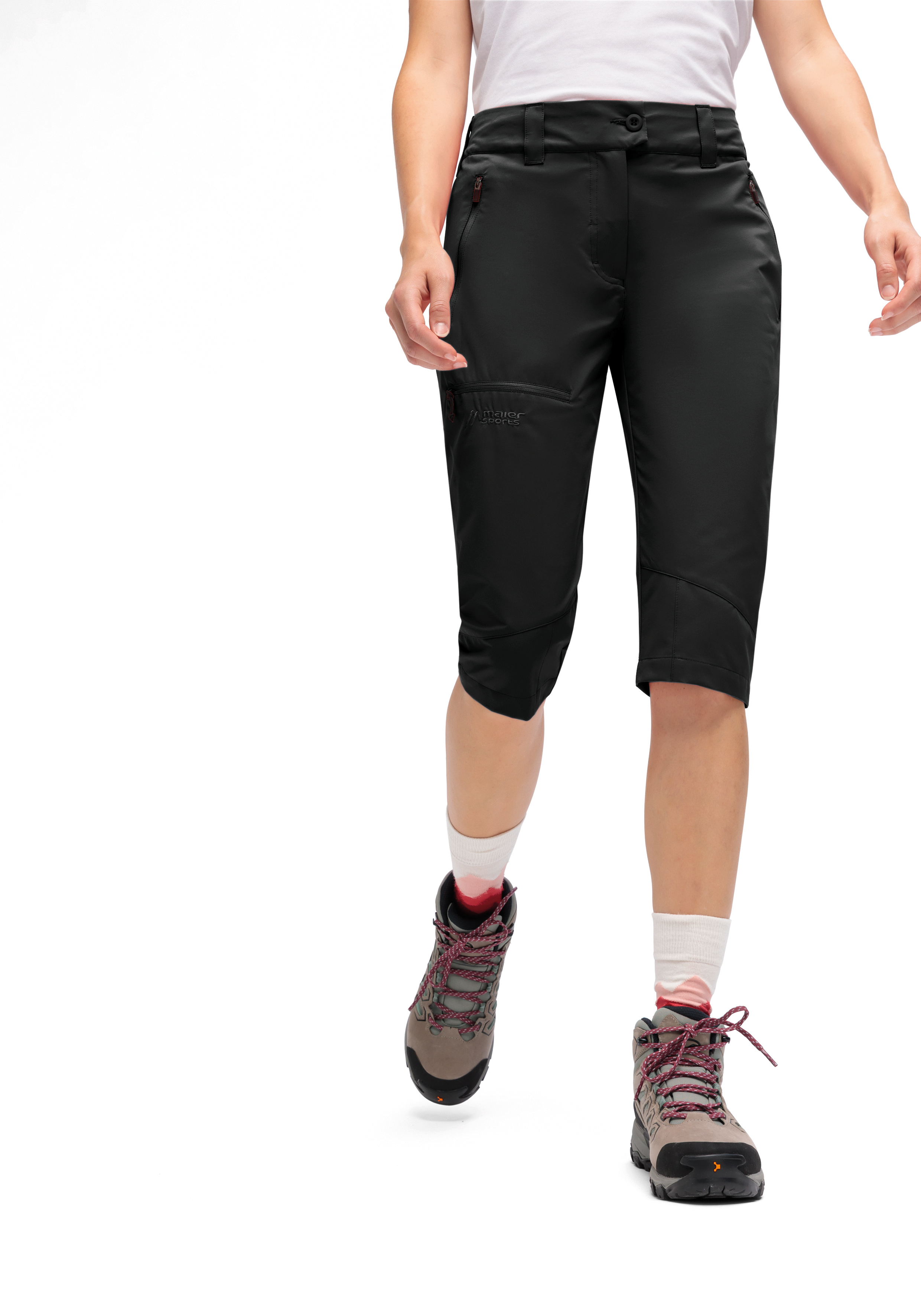 Bekleidung, Kurze Hosen, Schuh, Sneaker, Person, Bekleidung, Kurze Hosen, Schuh, Sneaker, Person, Hose, Knie-Latzhose, Outdoor-Hose, Schwarz, Sporthose