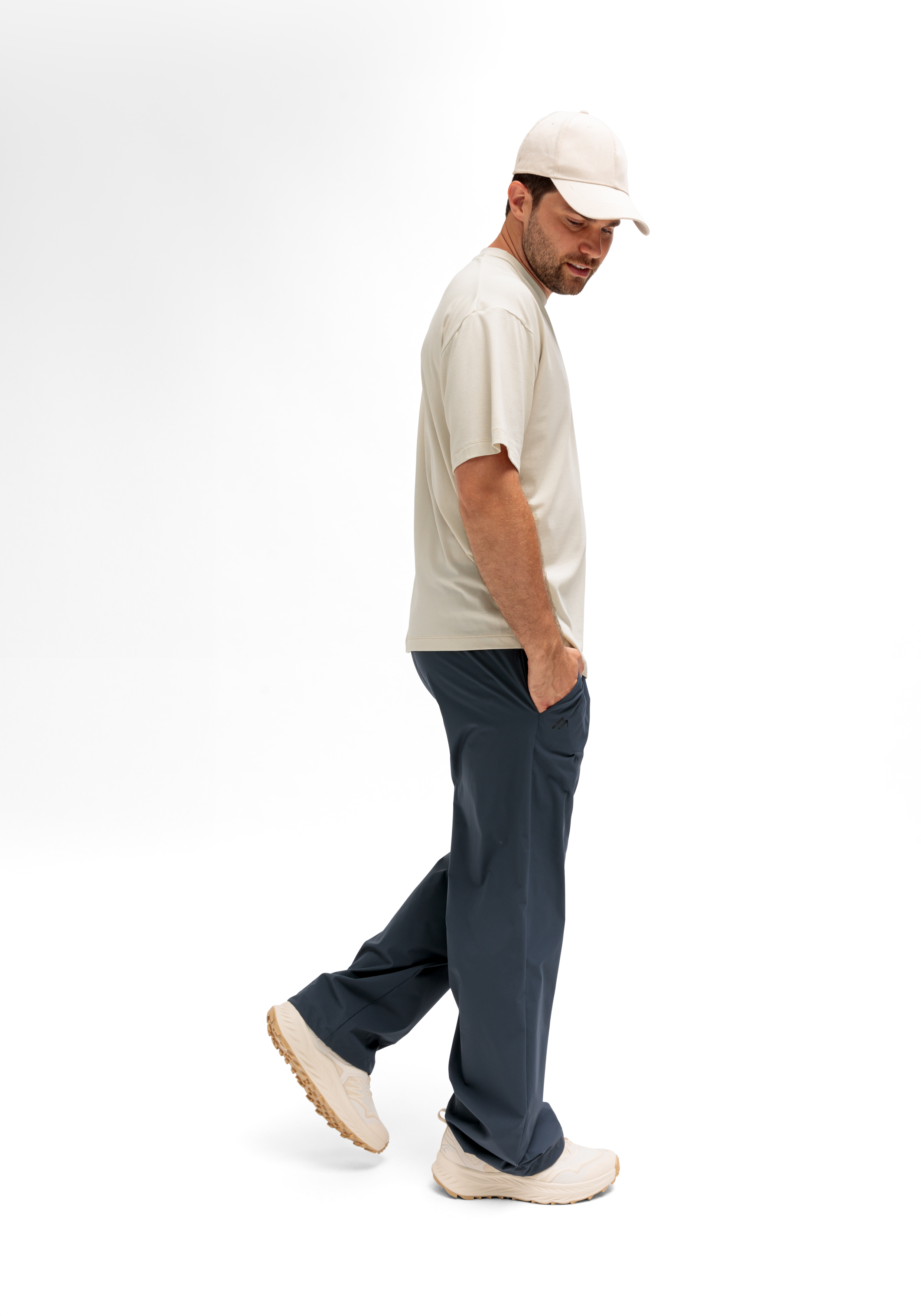 MS FAV TEE Baseball-Kappe, Mütze, Hut, Hosen, Person, Baseball-Kappe, Mütze, Hut, Hosen, Person, Baseball-Kappe, Mütze, Hut, Hosen, Person