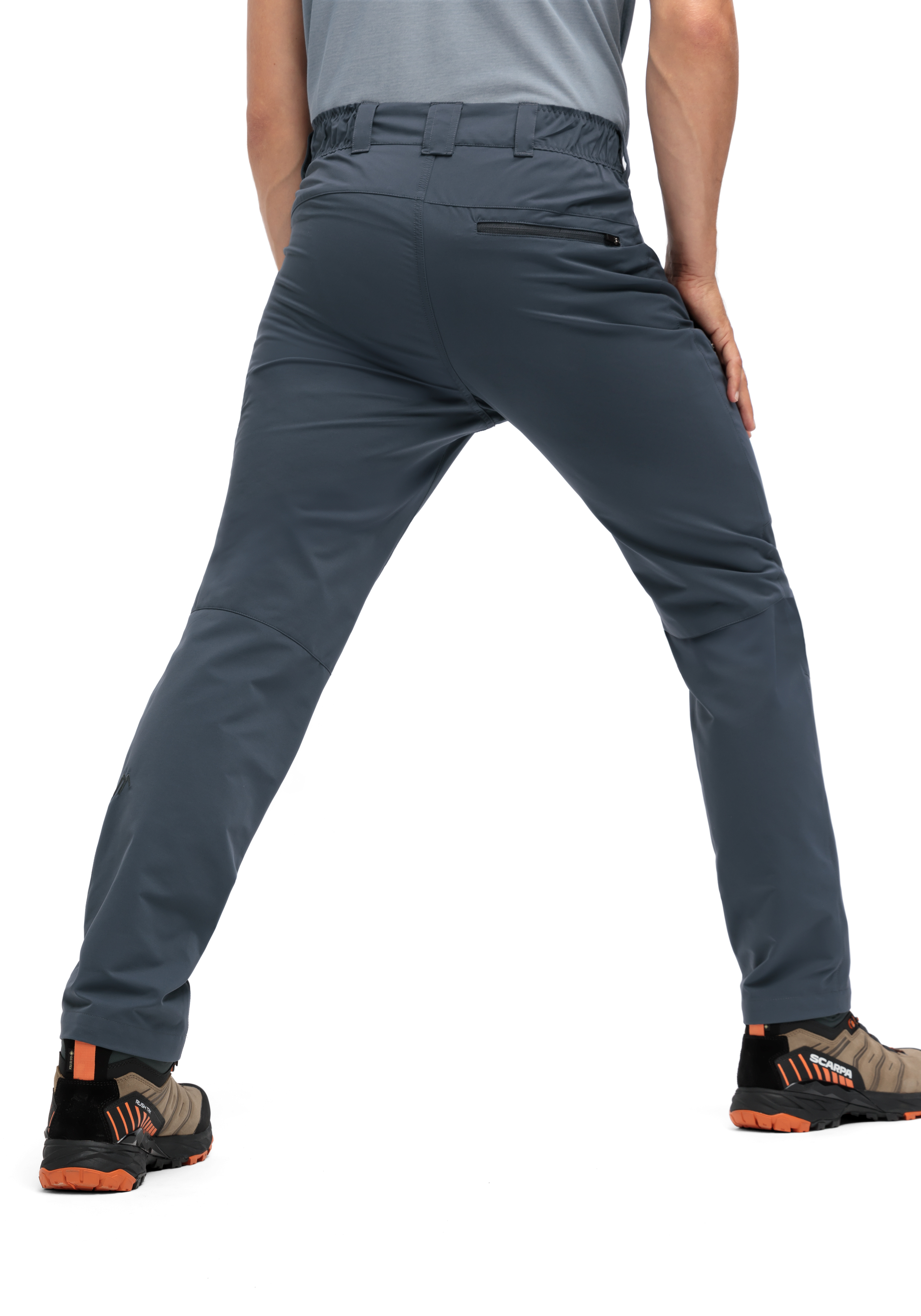 Nil Loop Hosen, Jeans, Erwachsener, Mann, Person, Hosen, Jeans, Erwachsener, Mann, Person, Hosen, Jeans, Schuh, Mann, Person