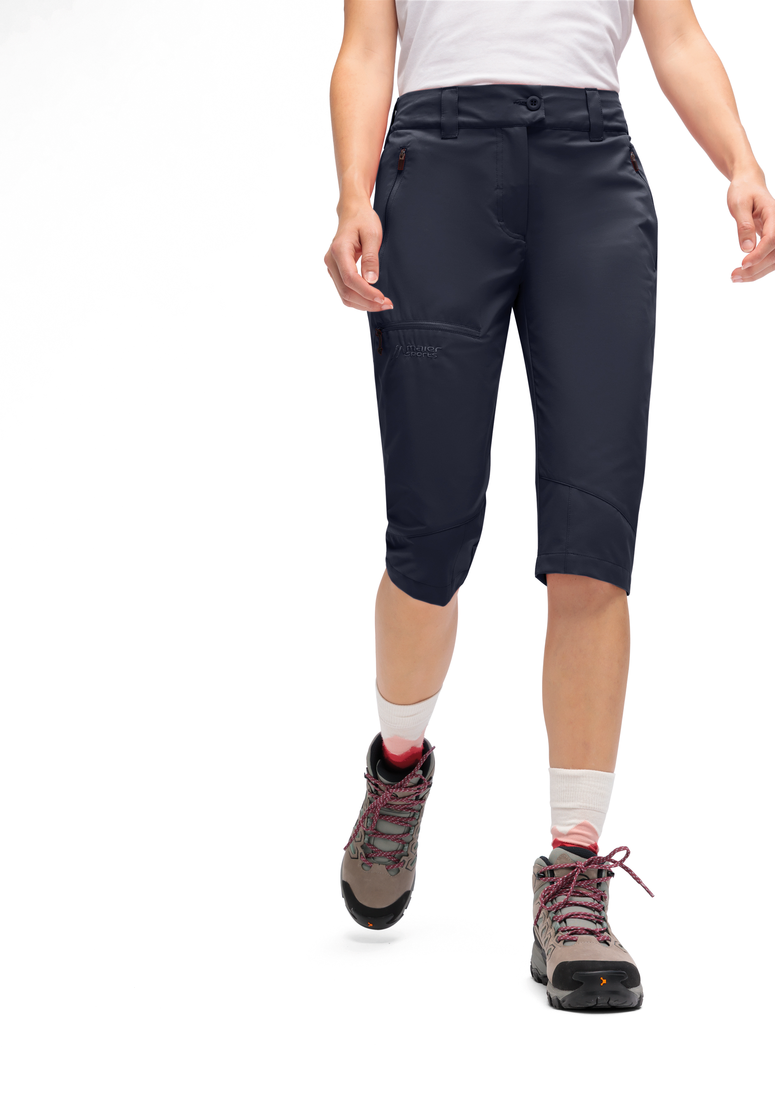 Lulaka Capri Loop Bekleidung, Kurze Hosen, Schuh, Sneaker, Person, Bekleidung, Kurze Hosen, Schuh, Sneaker, Person