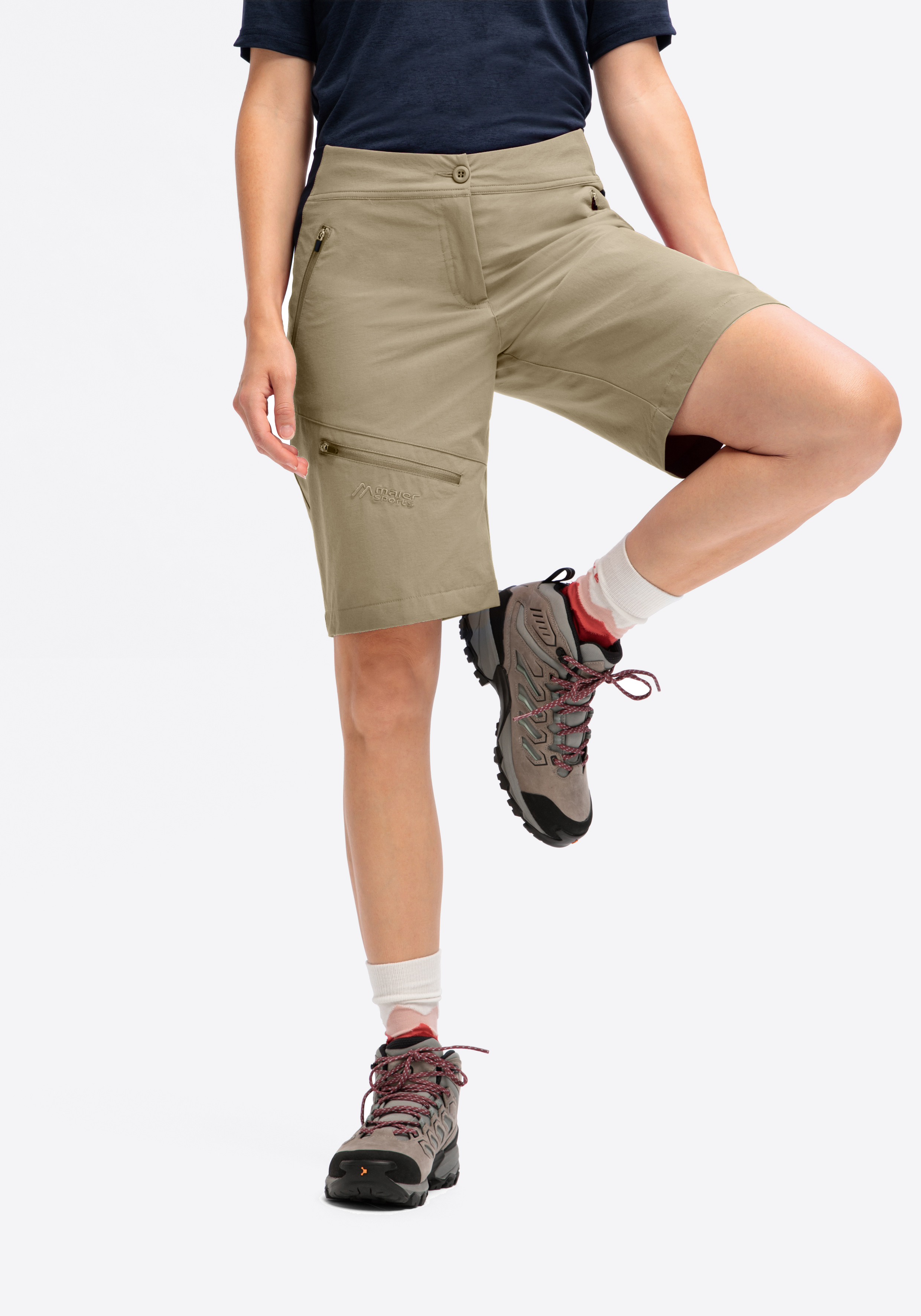 Kurze Hose, Schuh, Sneaker, Person, Khaki