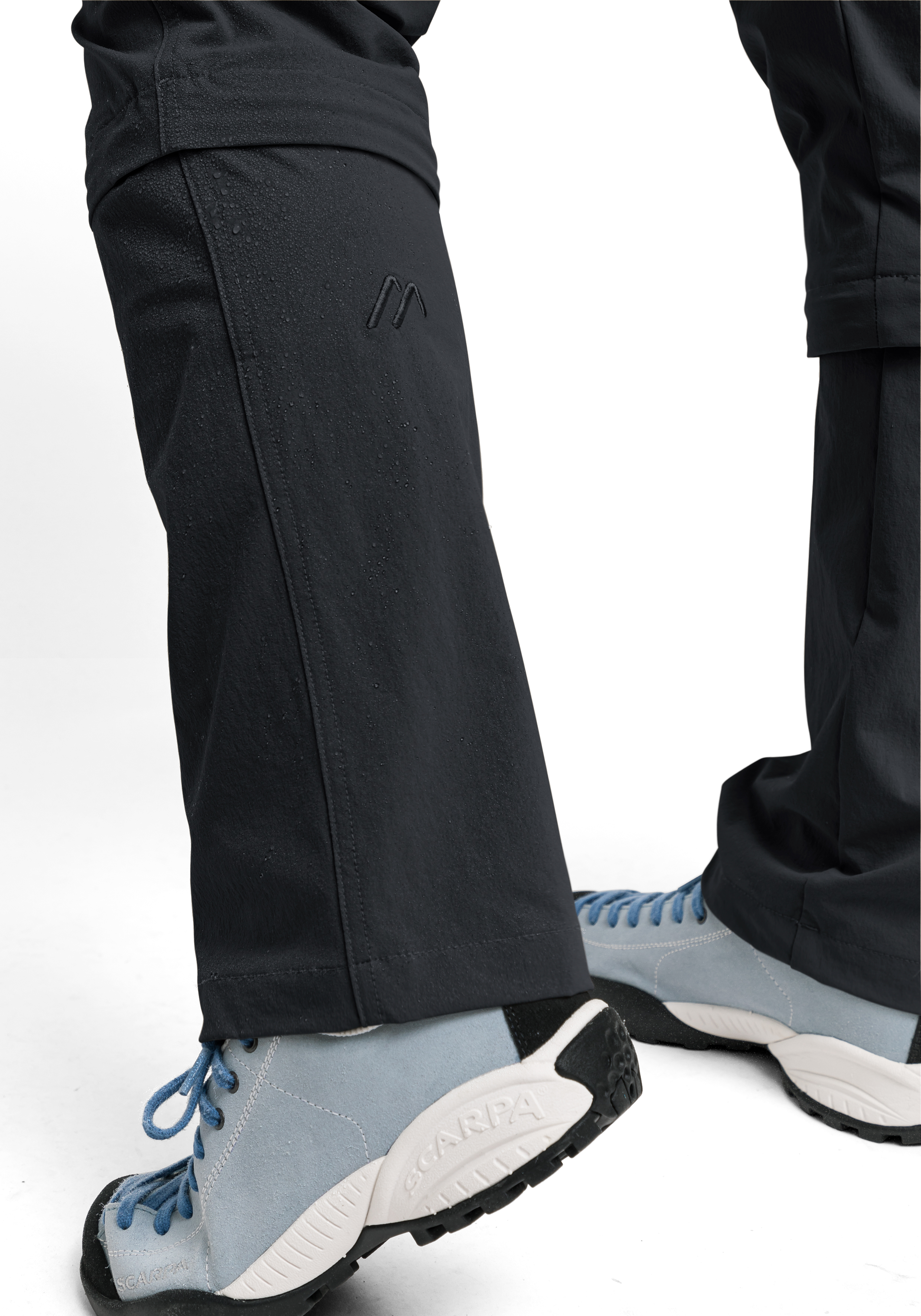 Arolla Schuhwerk, Schuh, Sneaker, Hosen, Person, Schuhwerk, Schuh, Sneaker, Hosen, Person