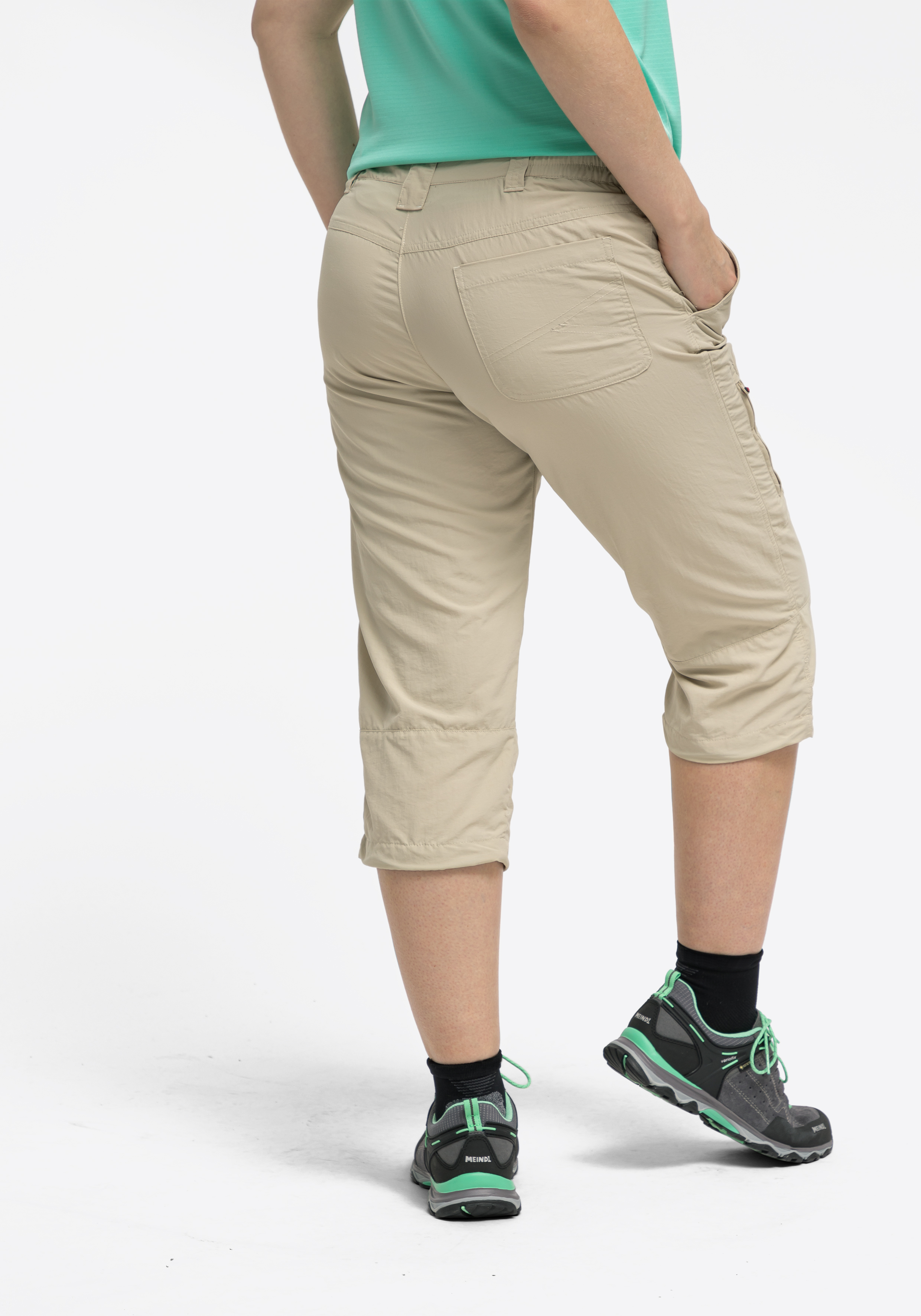 Kurze Hose, Schuh, Khaki, Turnschuh, Person