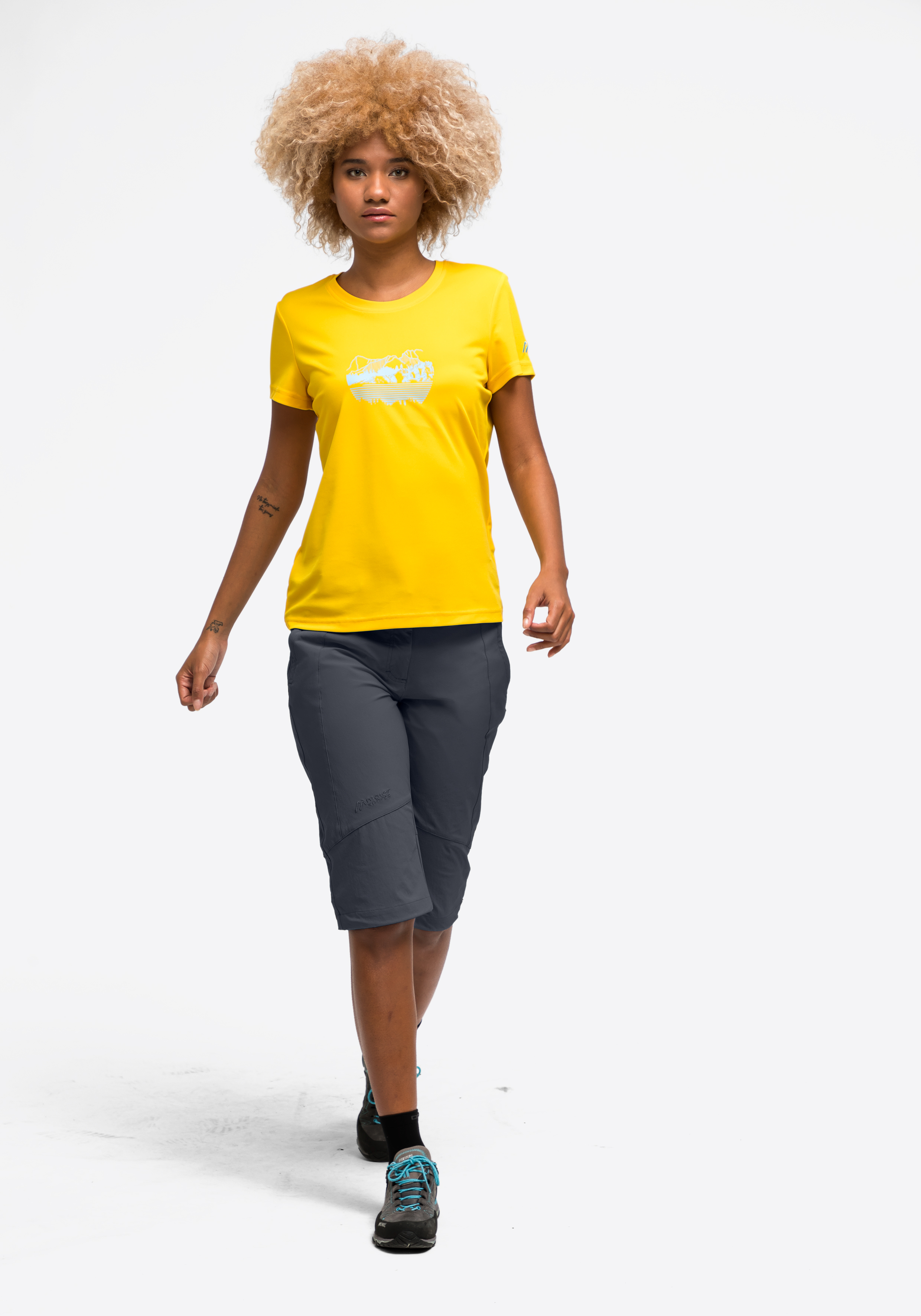 Kurze Hose, T-shirt, Person, Ärmel, Schuh