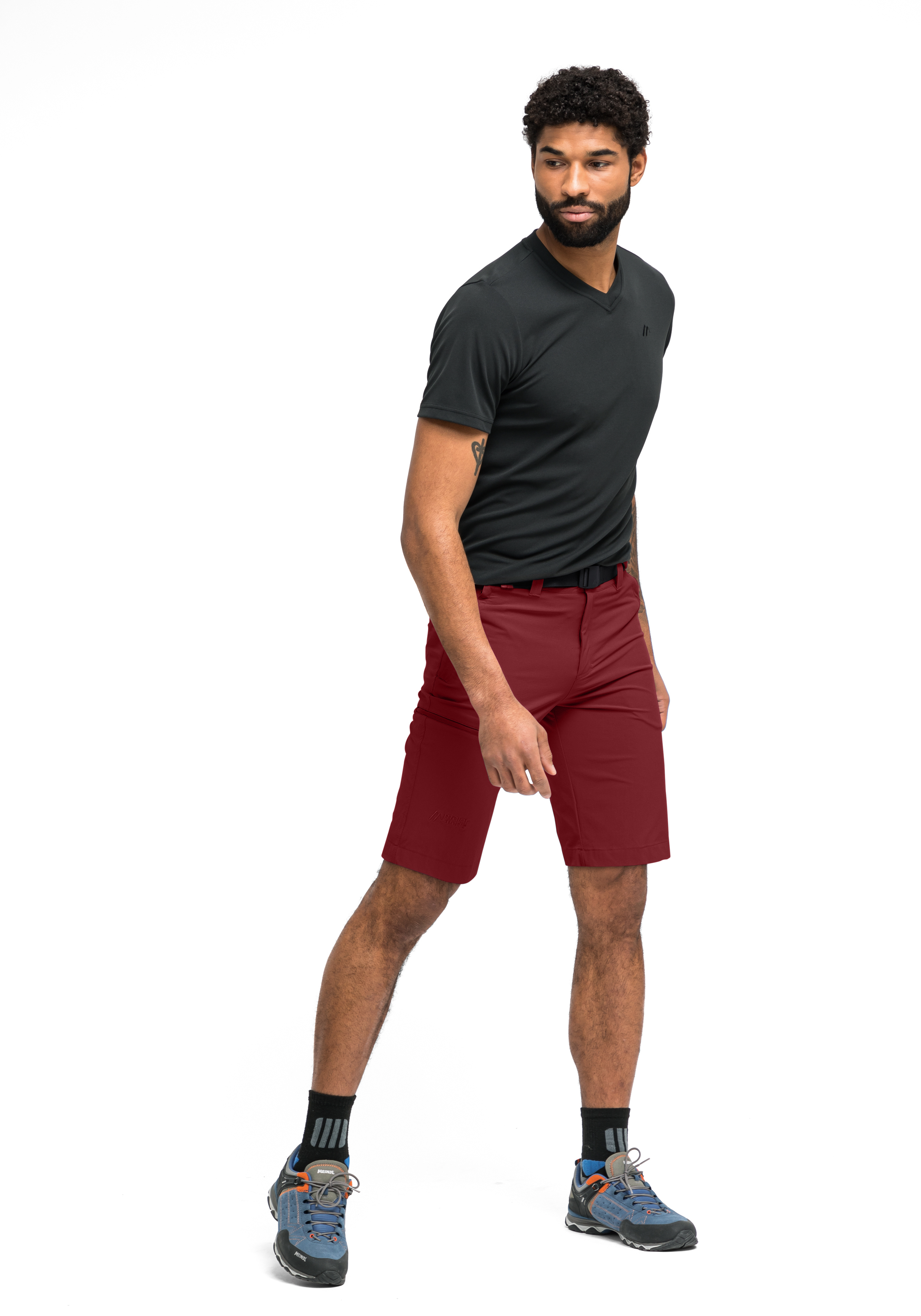 T-Shirt, Shorts, Schwarzshirt, Rote Shorts, Athletische Kleidung