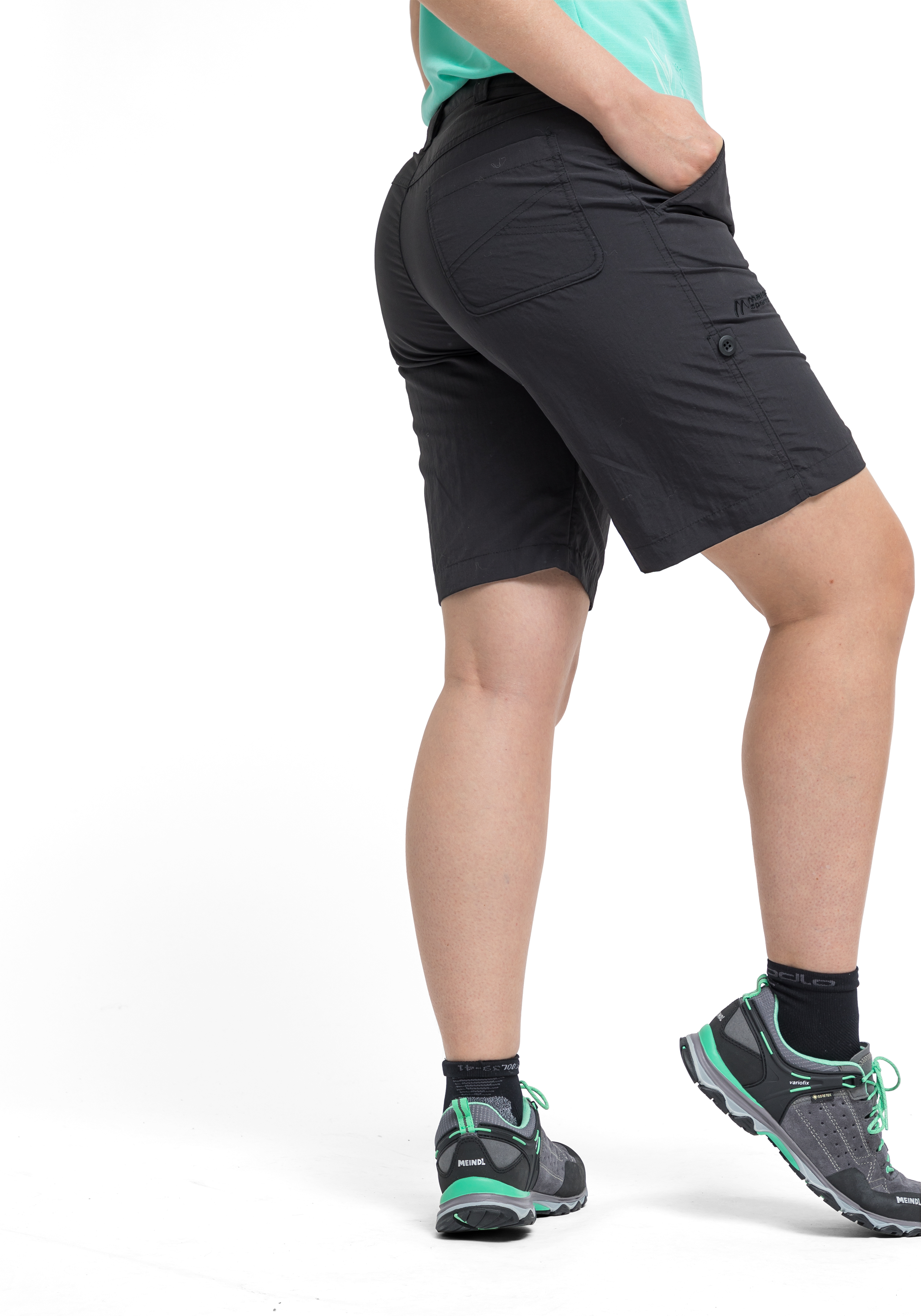 Nidda Bekleidung, Kurze Hosen, Schuh, Sneaker, Person, Bekleidung, Kurze Hosen, Schuh, Person, Turnschuh