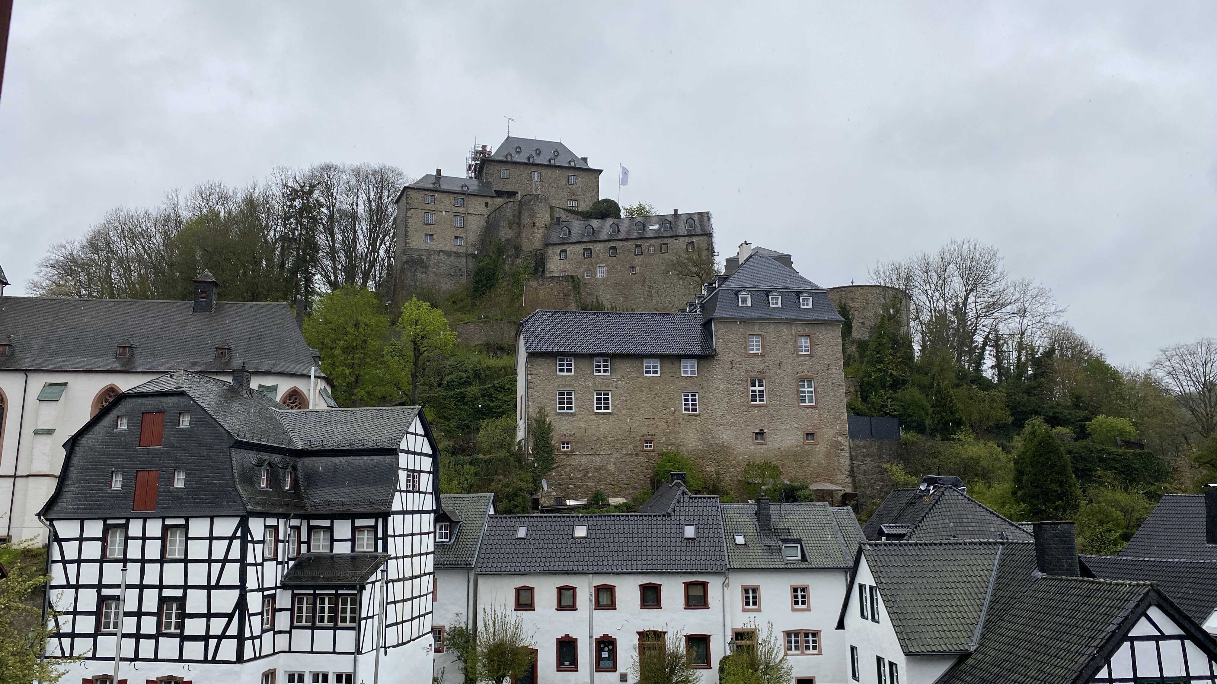 20240419_115108363_ios Architektur, Gebäude, Haus, Wohnen, Dach