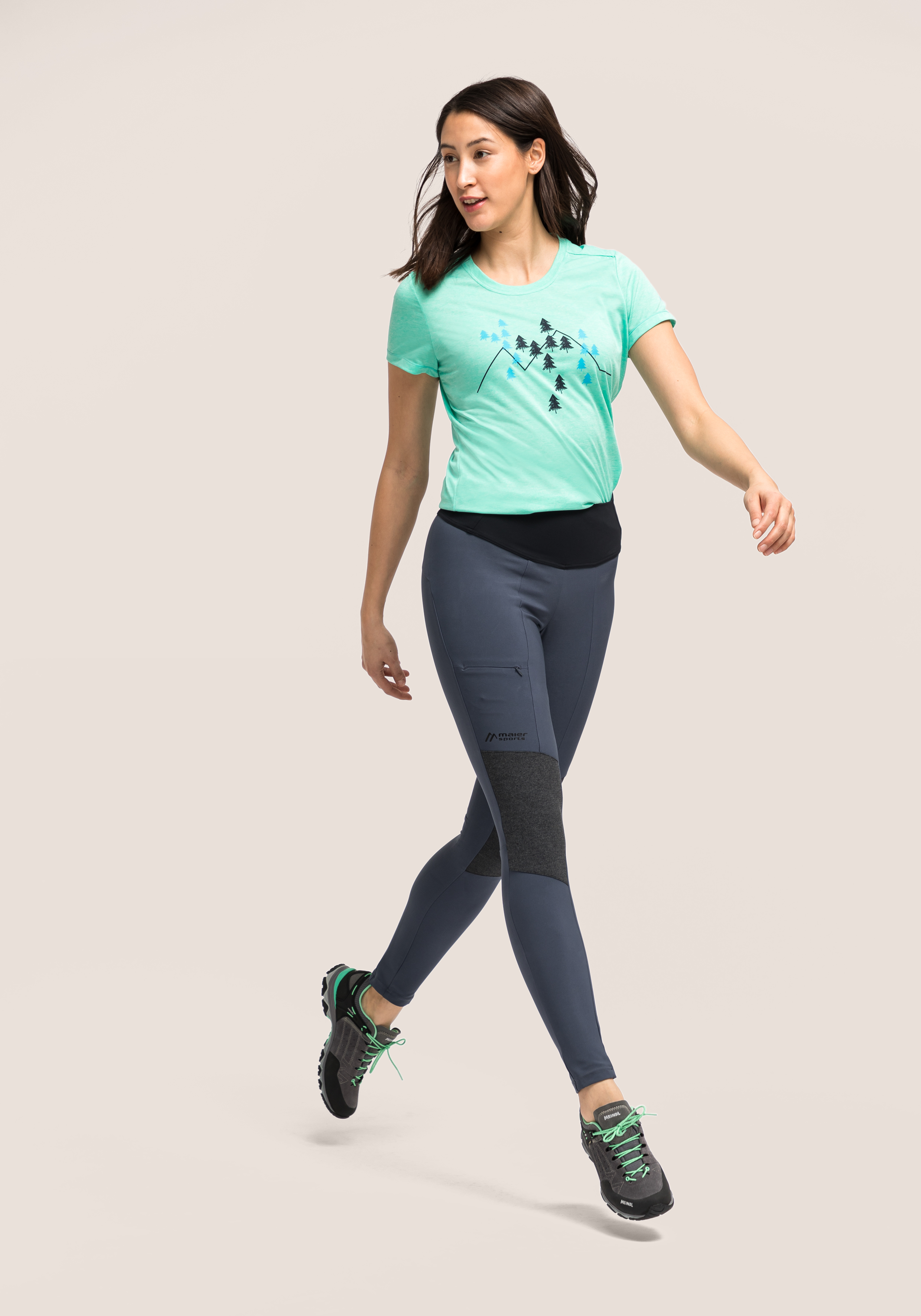 Bekleidung, Hosen, Person, Schuhe, Schuh, t-shirt, mint, graphic tee, running tights, leggings