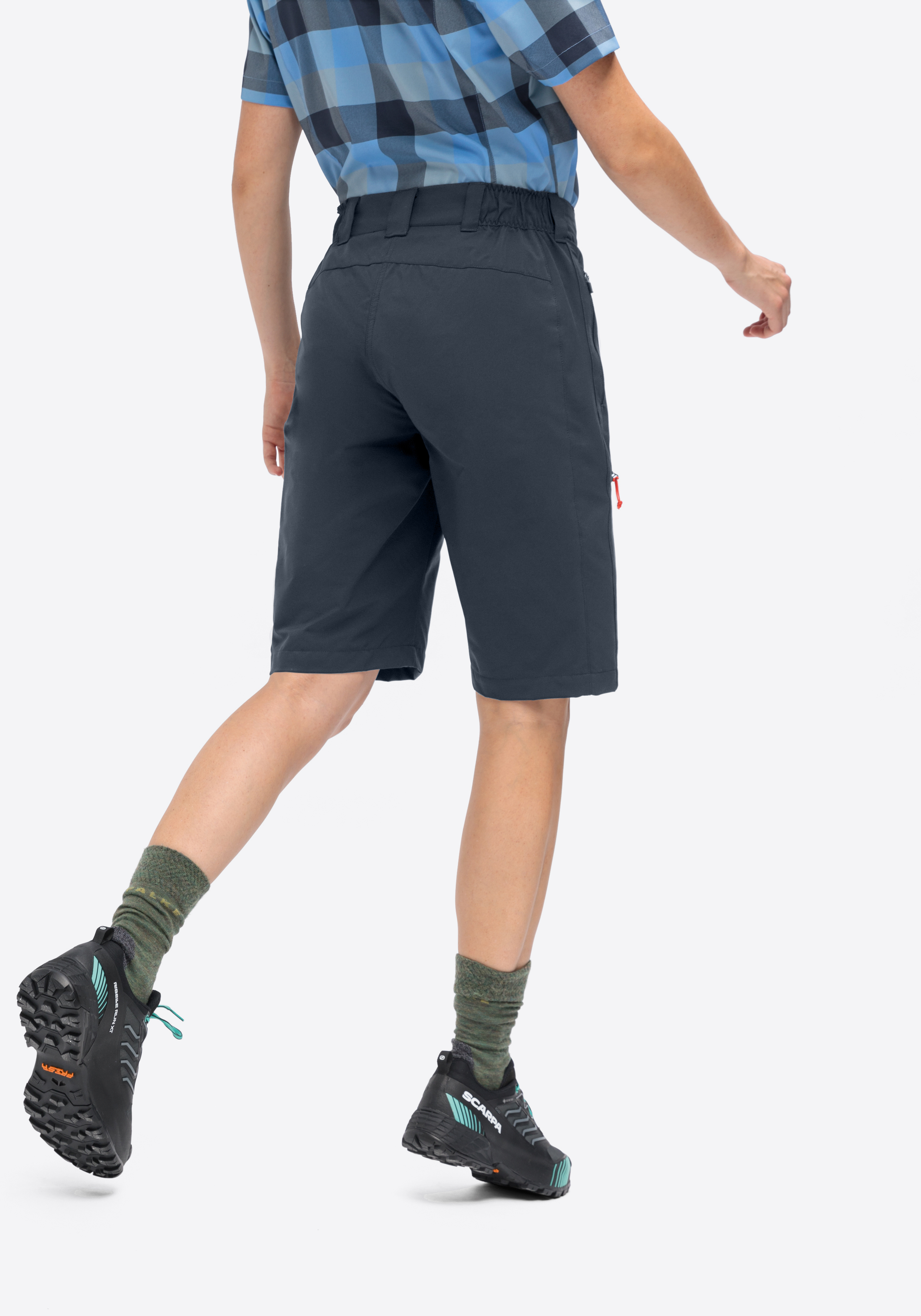 Lulaka Bermuda LP Bekleidung, Kurze Hosen, Schuh, Person, Turnschuh, Hose, Shorts, Outdoor, Material, Klimmzug