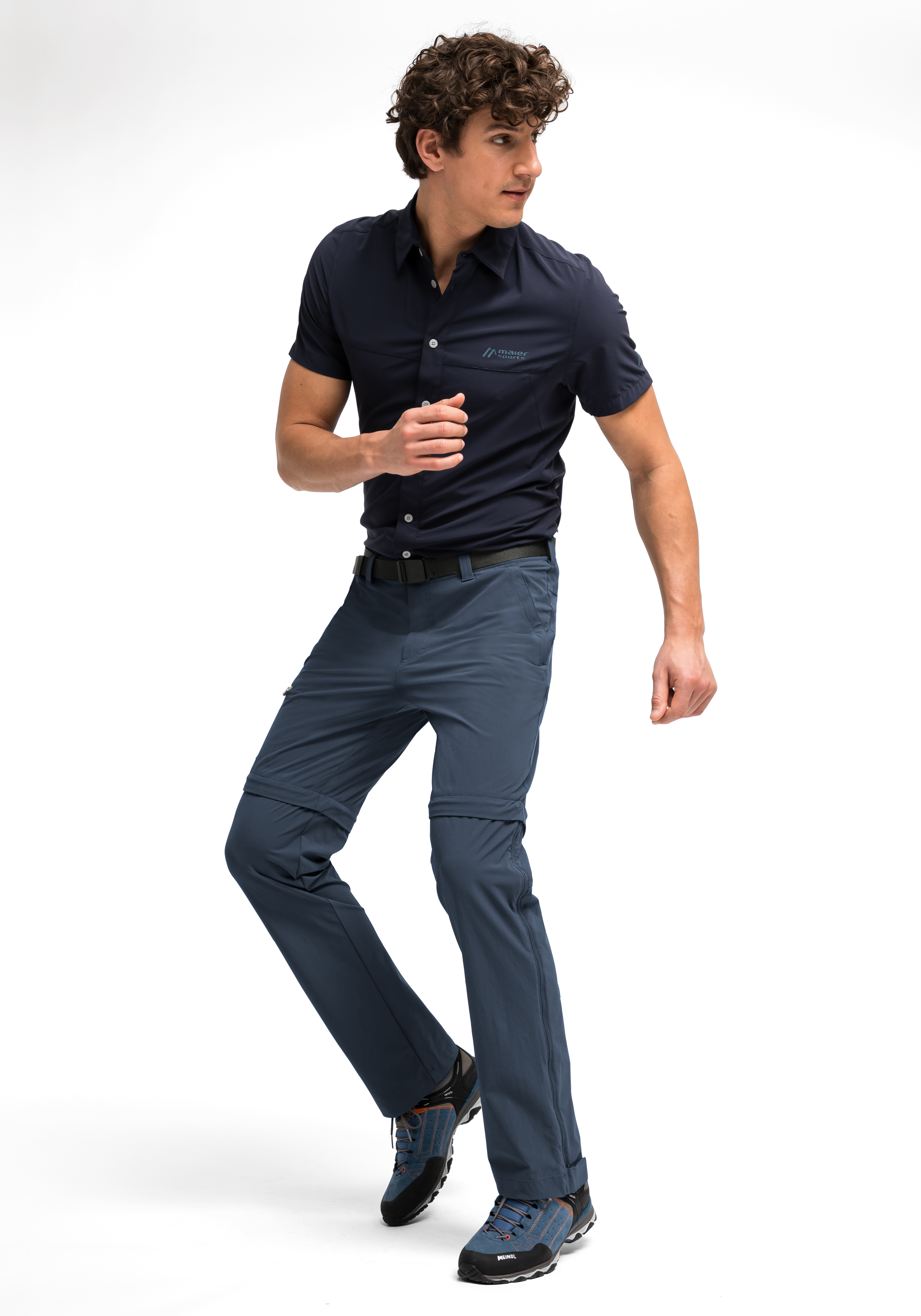 Bekleidung, Hosen, Hemd, Person, Schuh, Bekleidung, Hosen, Hemd, Person, Schuh