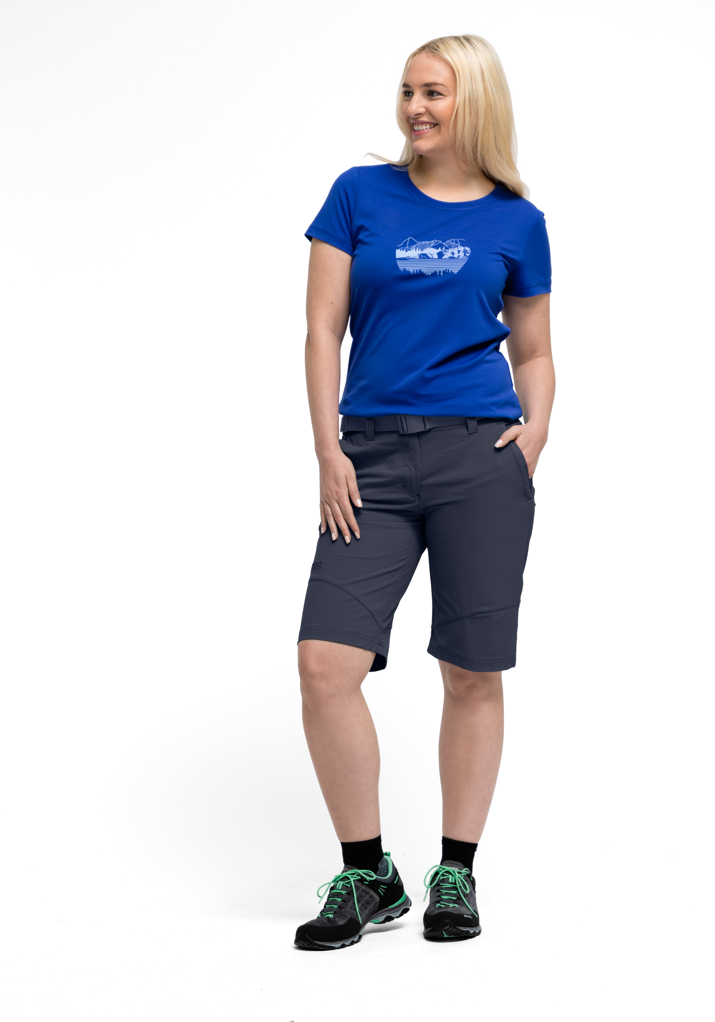 Lawa Bekleidung, Kurze Hosen, T-shirt, Person, Schuh, Bekleidung, Kurze Hosen, T-shirt, Person, Schuh, Bekleidung, Kurze Hosen, T-shirt, Person, Schuh