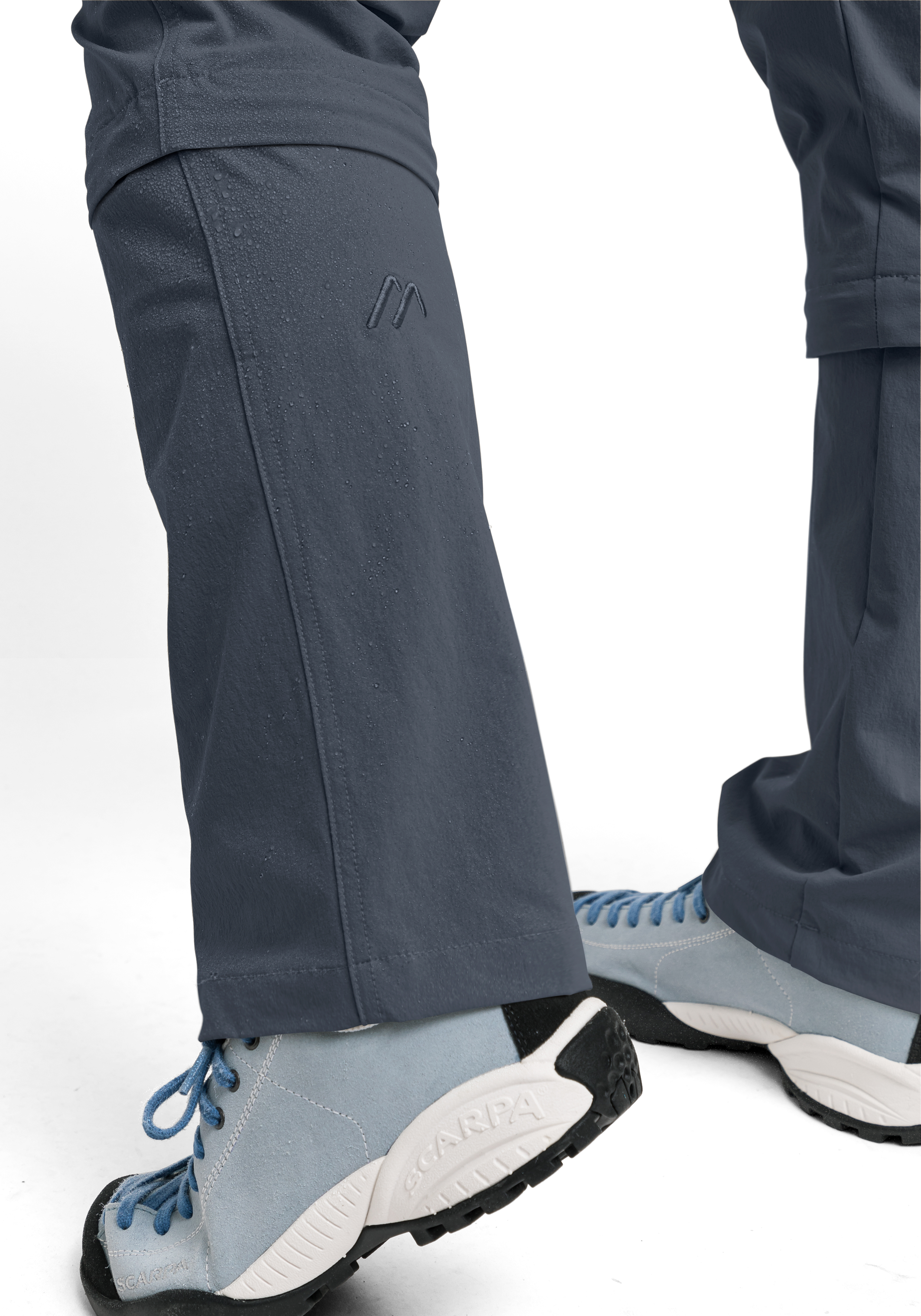 Arolla Bekleidung, Schuhwerk, Schuh, Hosen, Sneaker, Schuhwerk, Schuh, Hosen, Sneaker, Person, Schuhwerk, Schuh, Hosen, Sneaker, Person